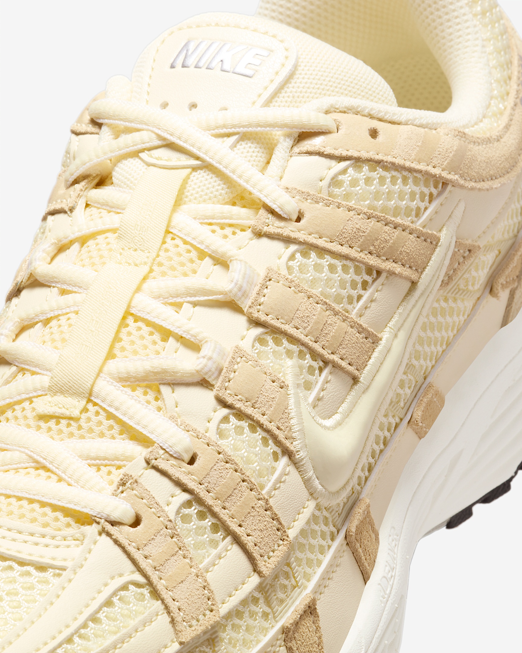 Nike P-6000 SE Men's Shoes - 7
