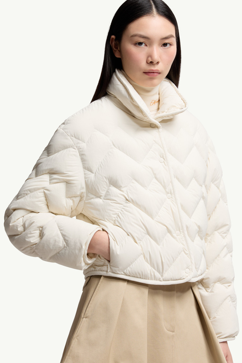 Senevee Heart-Quilted Short Down Jacket 6