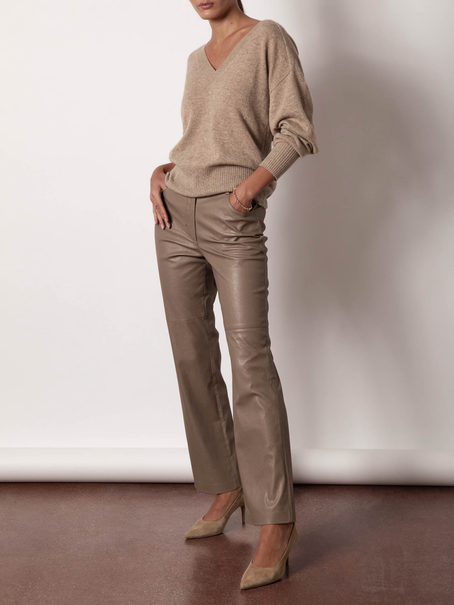 The Leia Vee Sweater - 10