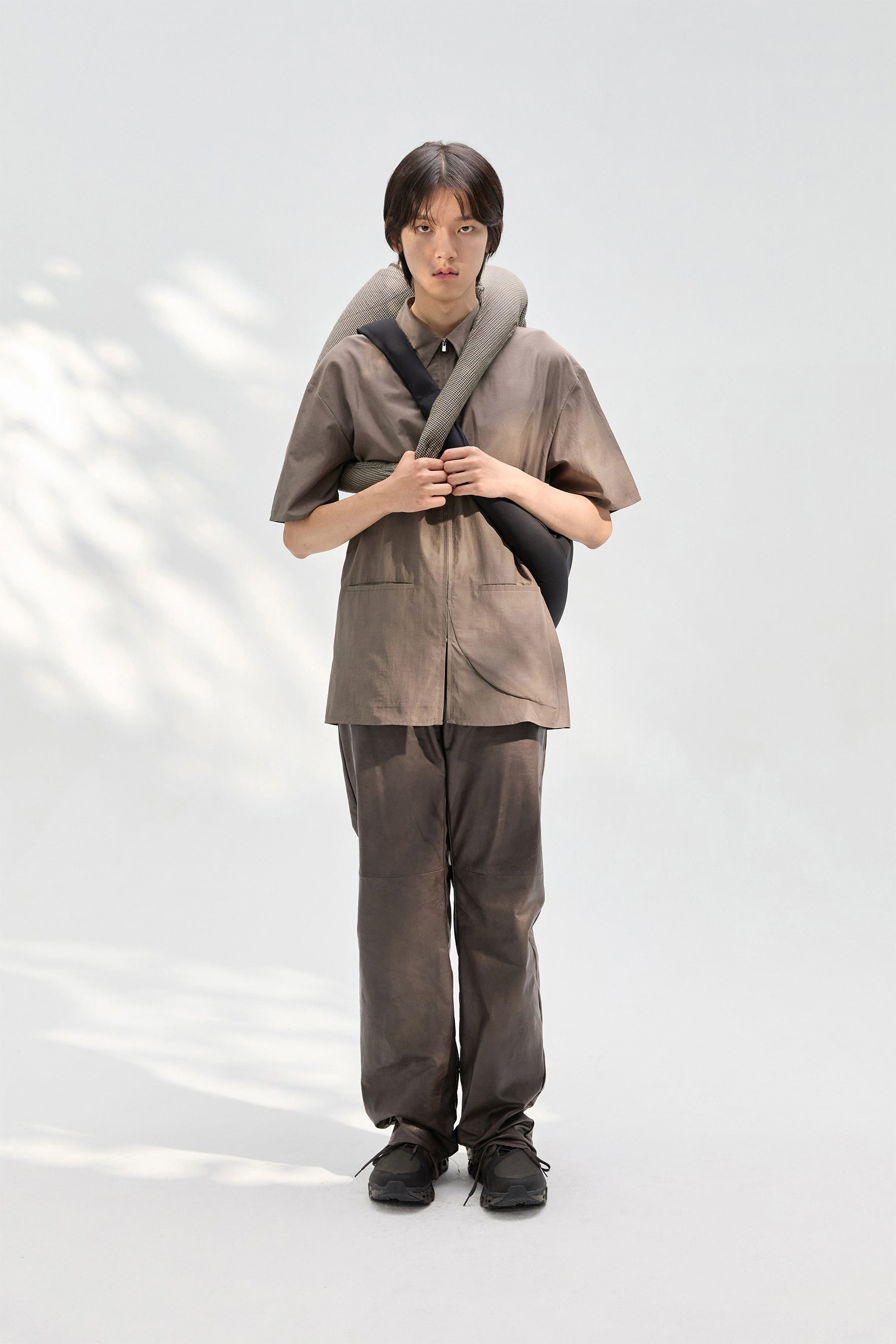 8.0 HALF SHIRT RIGHT (BROWN) - 2