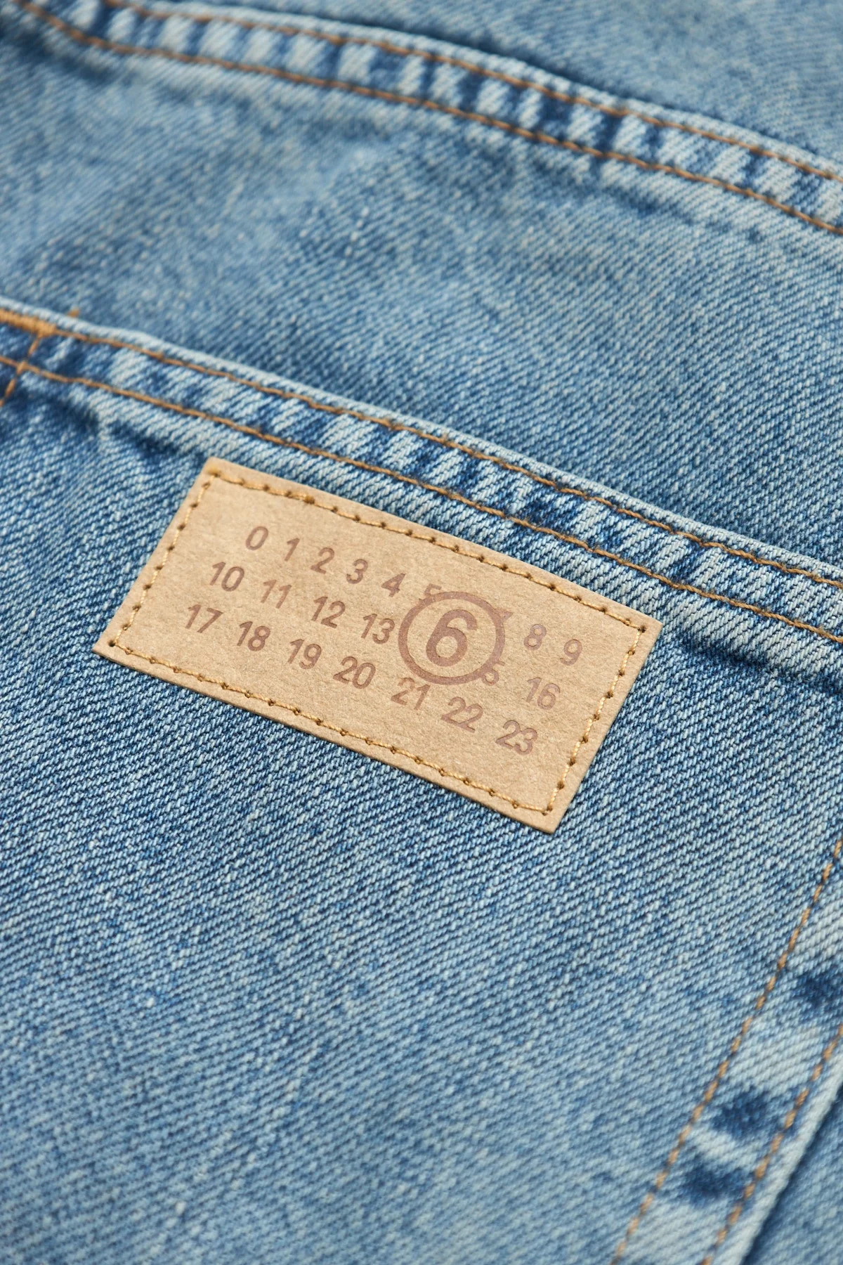 MM6 Frayed Denim Jeans Light Grey - 4