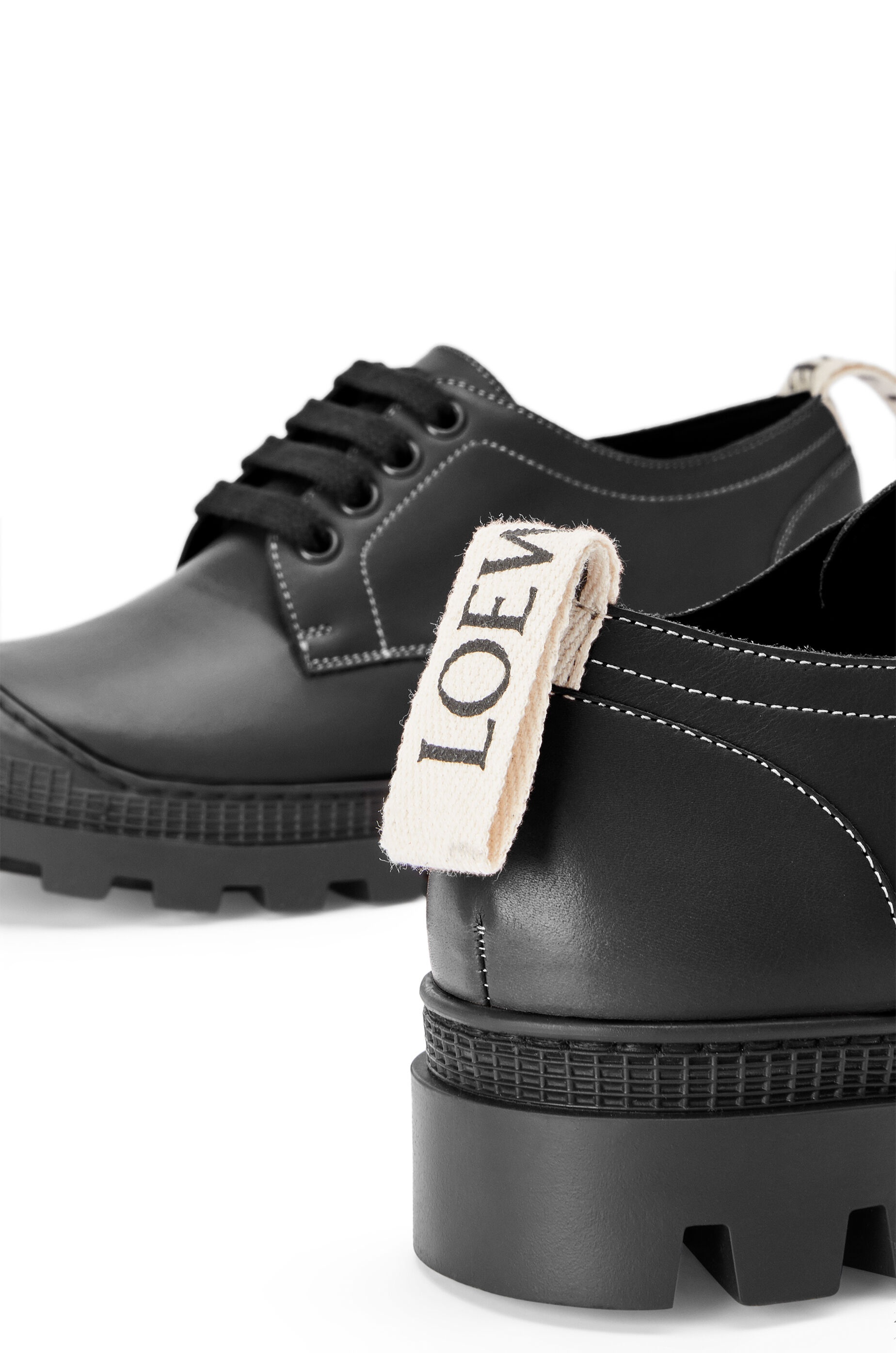 Lace up derby in calfskin - 4