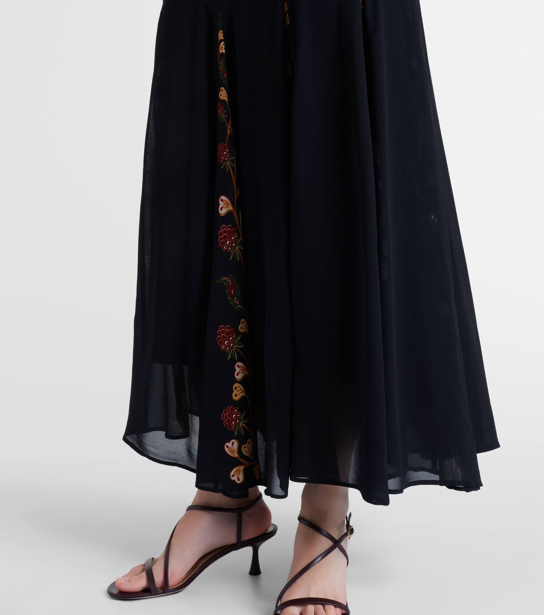 Cutout floral midi dress - 6