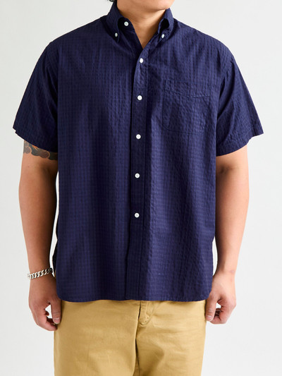 BEAMS PLUS Classic Fit Short Sleeve Button-Down Shirt in Indigo Fade outlook