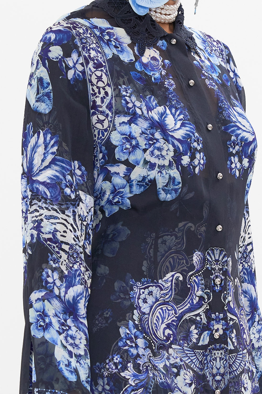PRINTED TRENCH WITH CUTWORK LACE COLLAR - 6