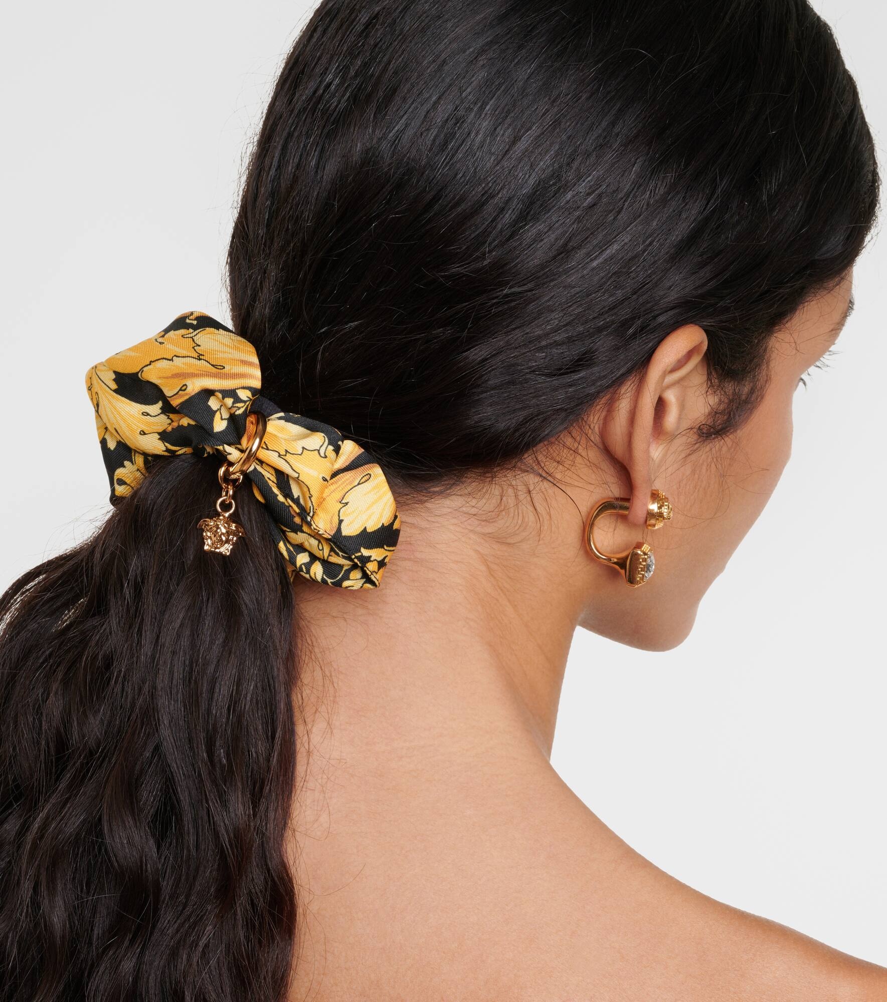 Barocco embellished satin scrunchie - 2