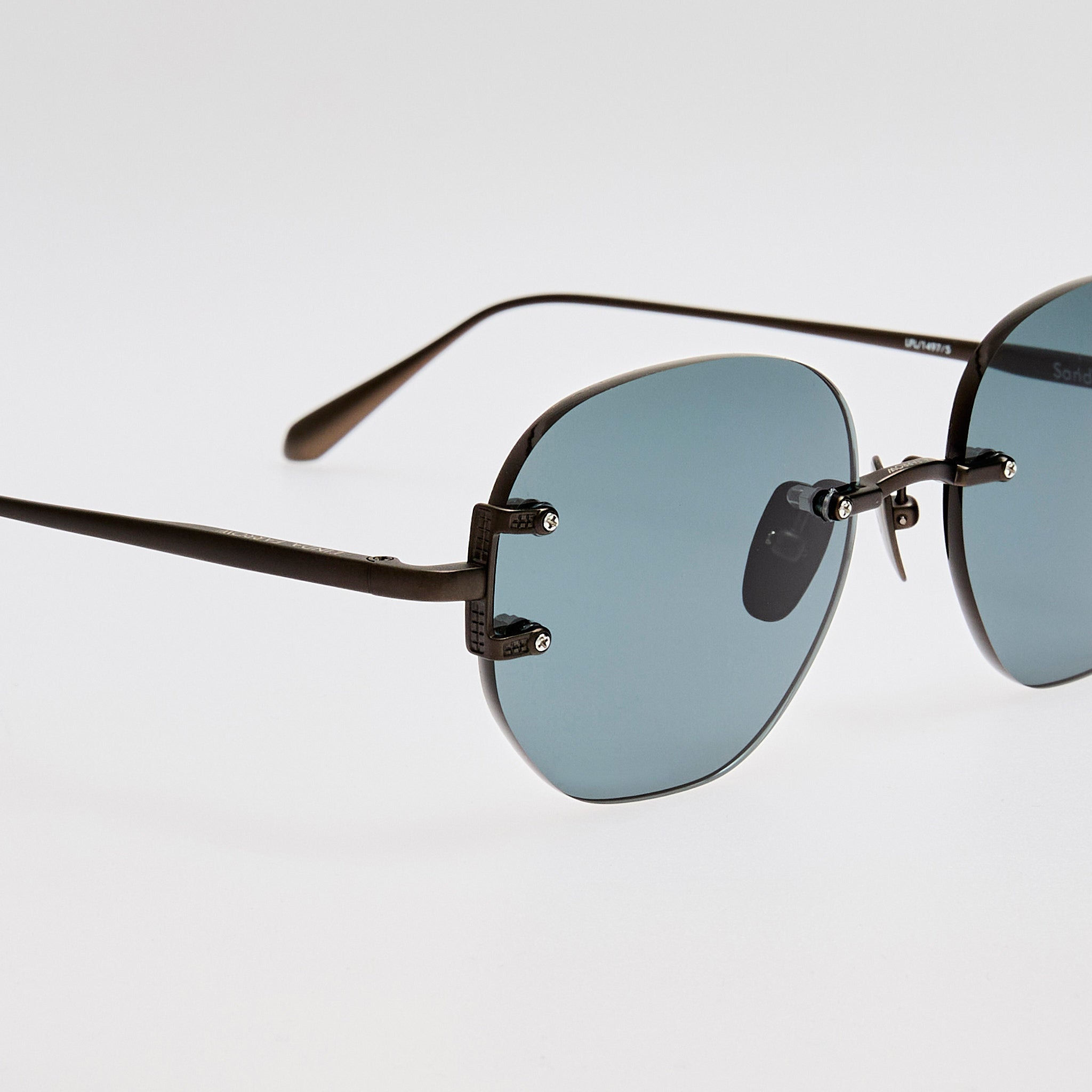 Sandor Sunglasses in Matt Nickel - 3