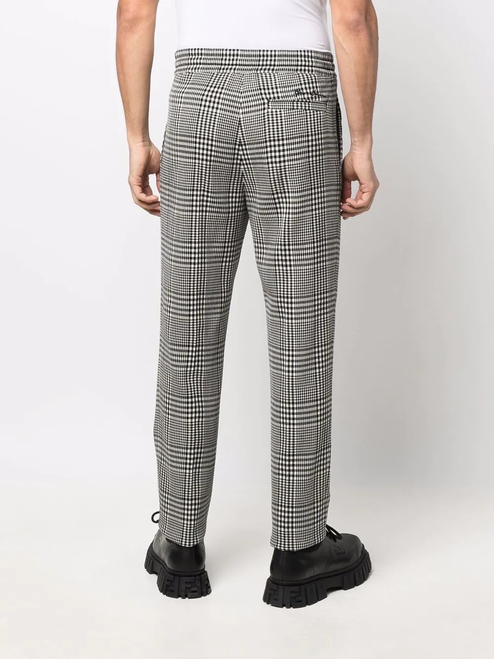 drawstring-waistband checkered trousers - 4