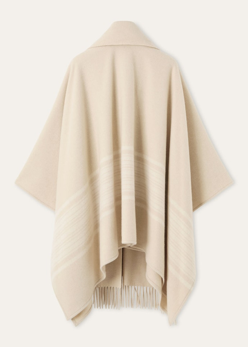 Daisy Cape 3