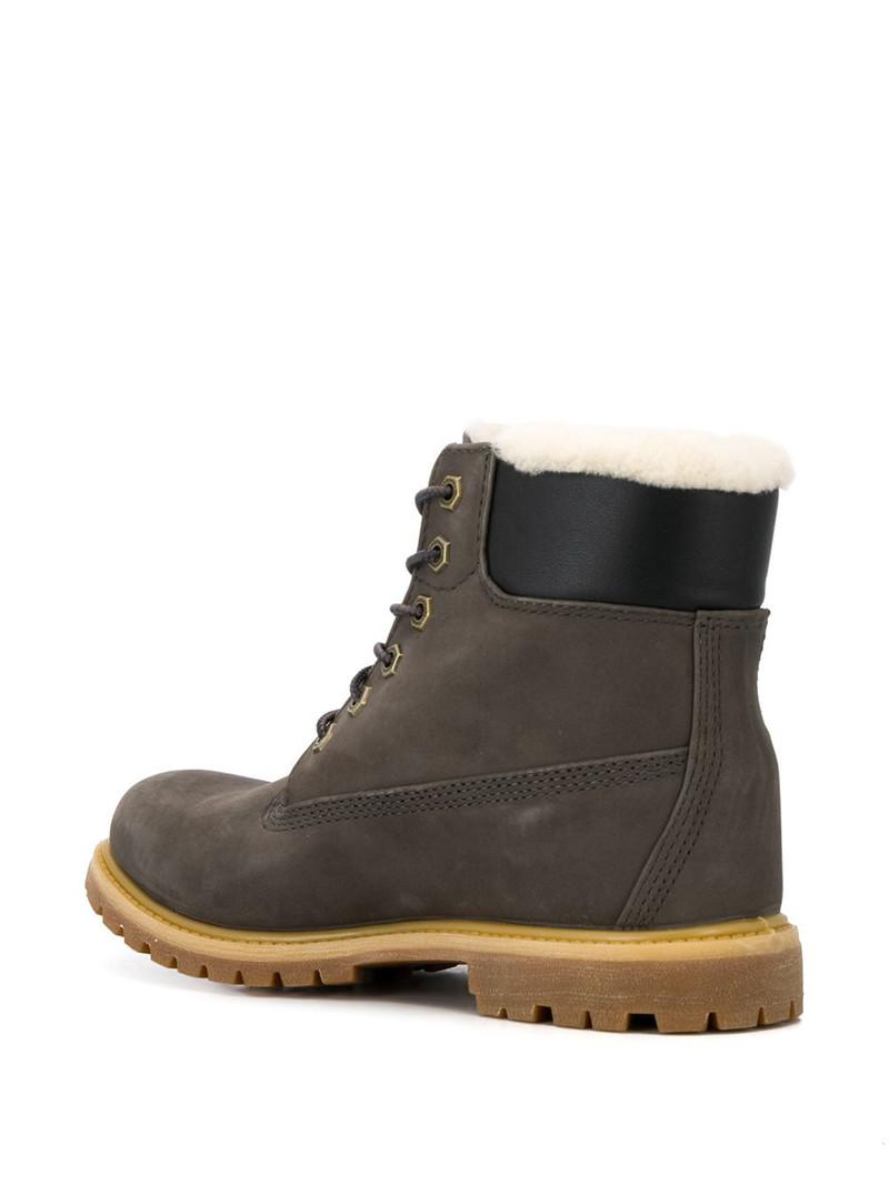 lace-up ankle boots 3
