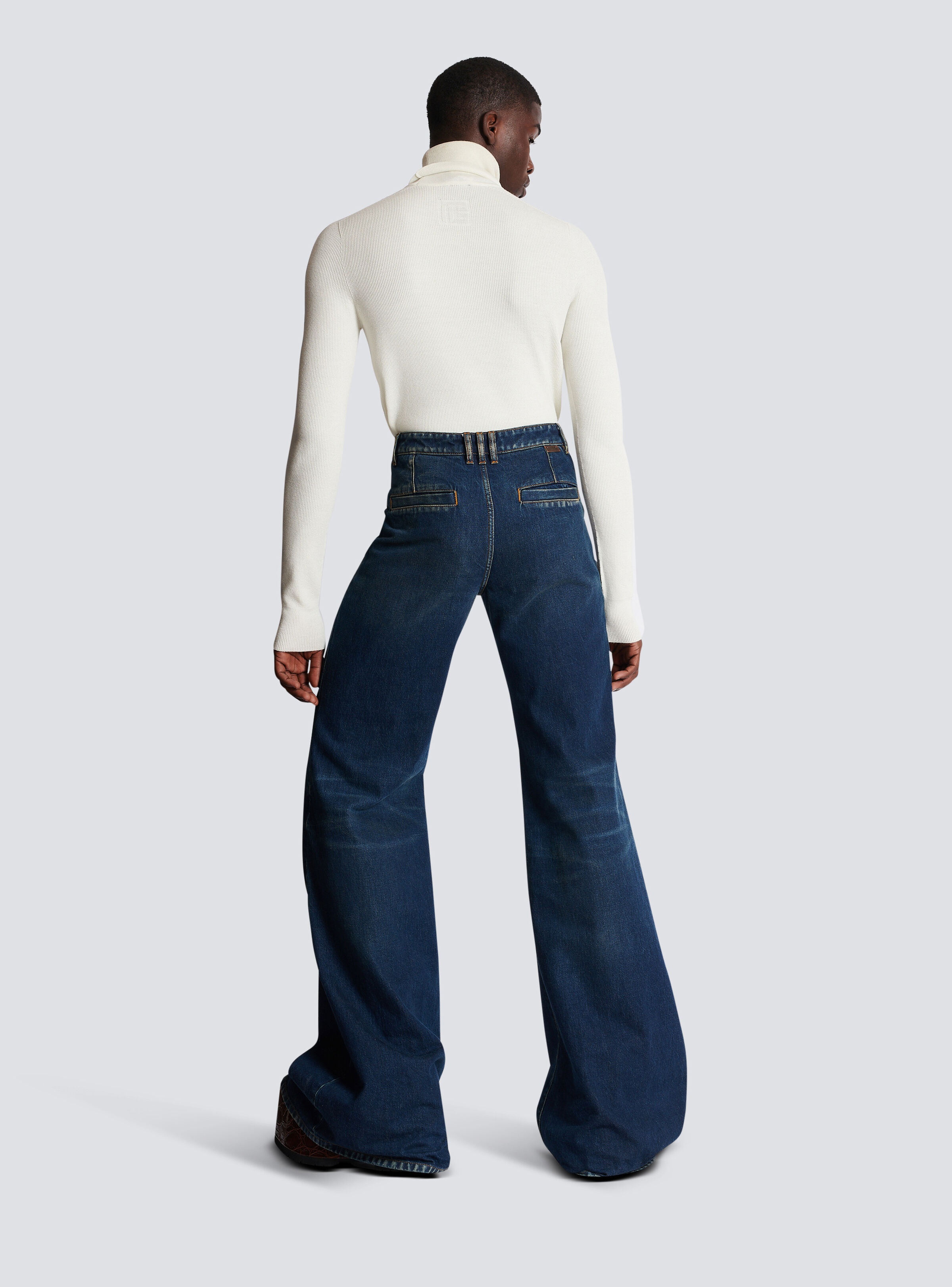 Flared denim jeans - 4