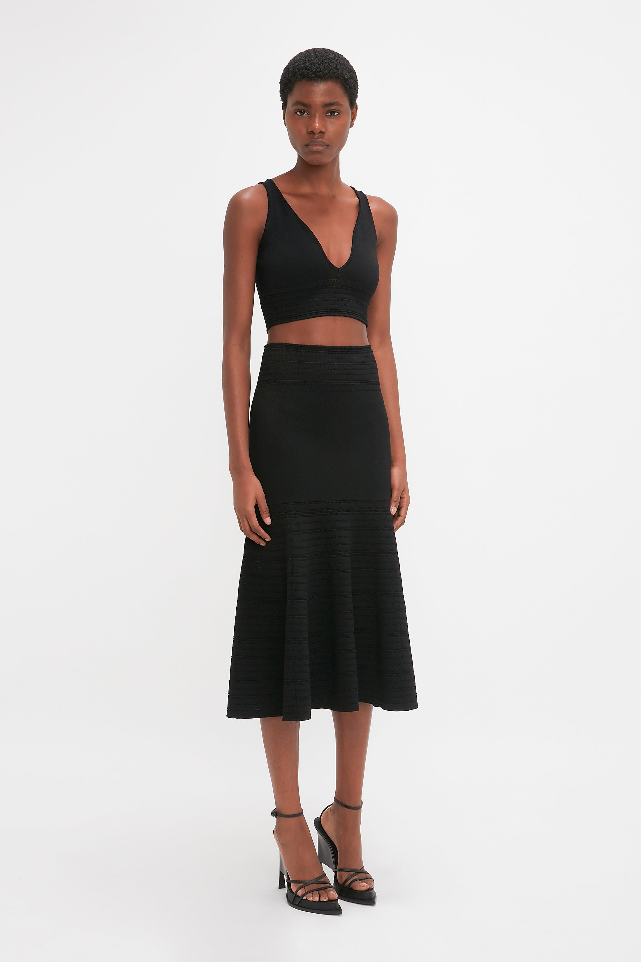 Fit And Flare Midi Skirt In Black - 3
