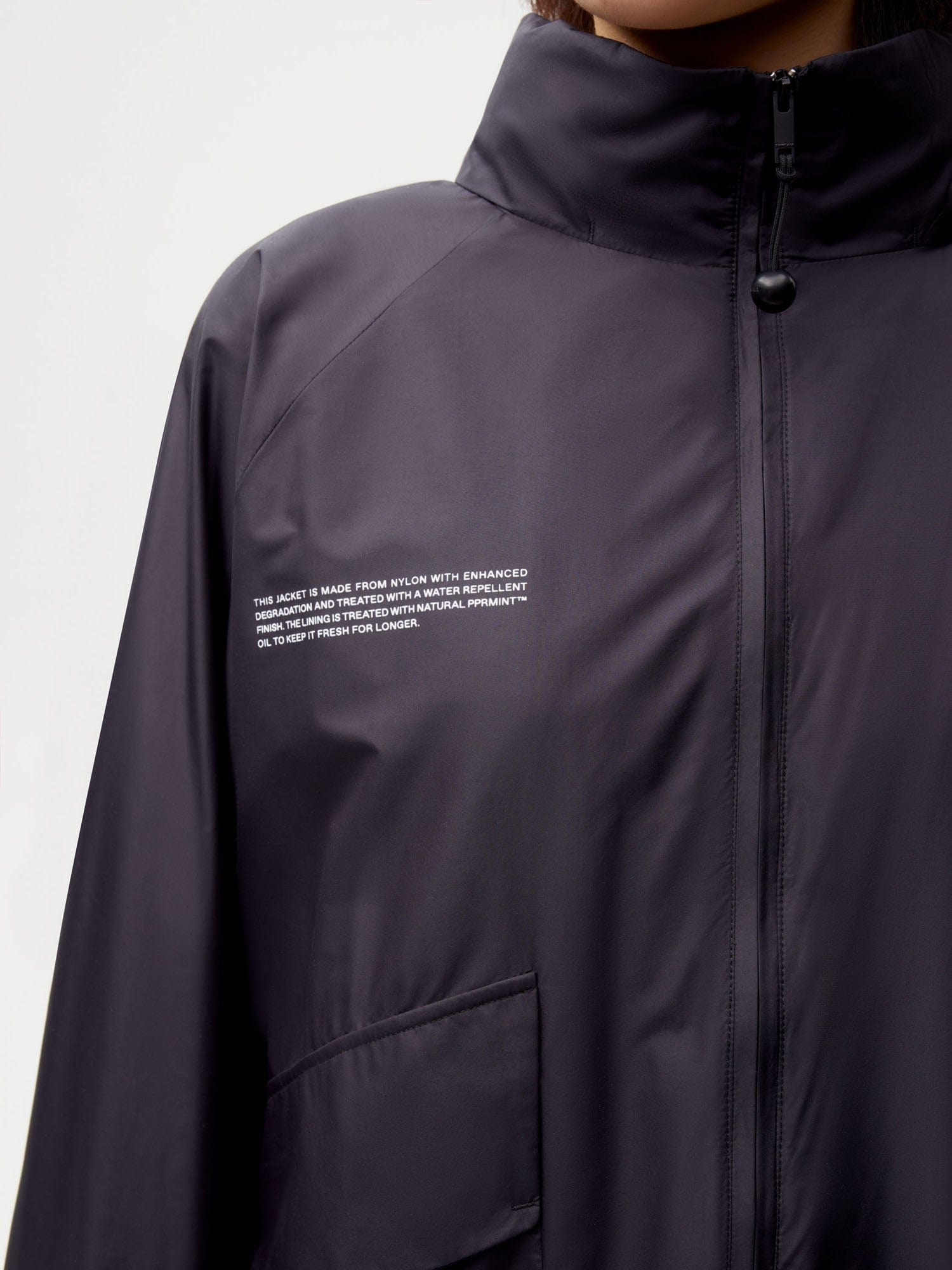 Womens Nylon Jacket - Black - 3