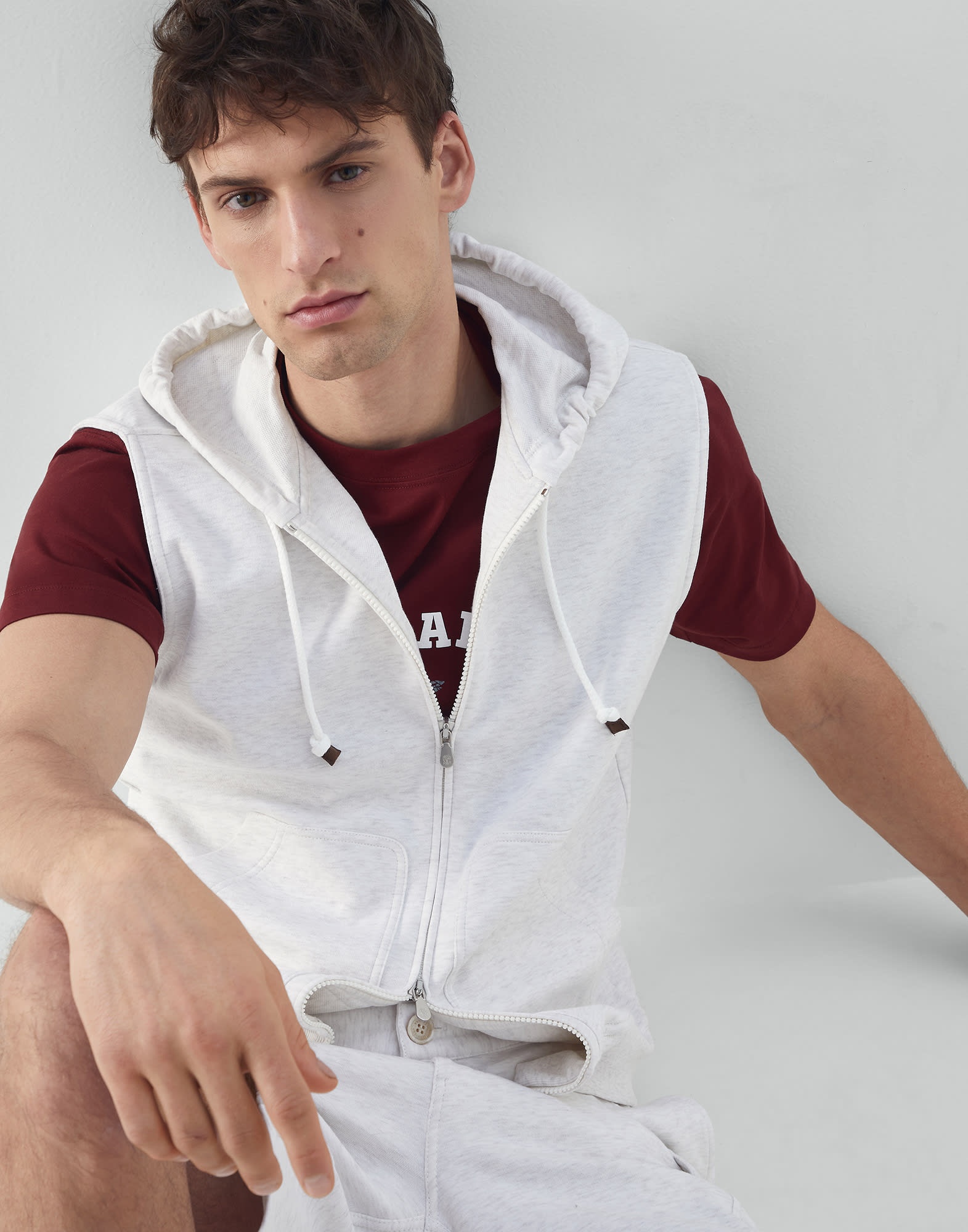 Techno cotton French terry sleeveless sweatshirt with zipper and hood - 4
