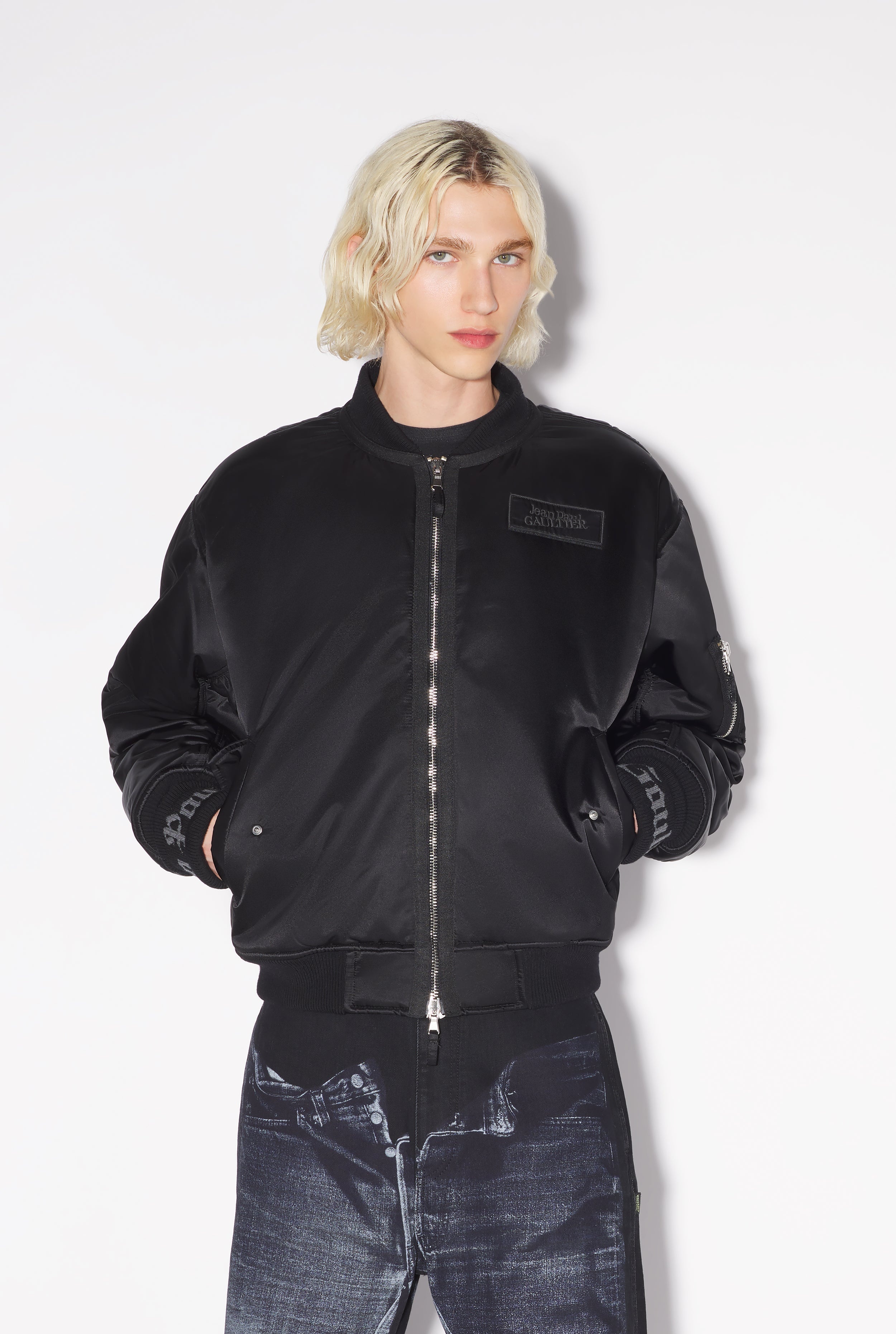 THE BOMBER JACKET - 3