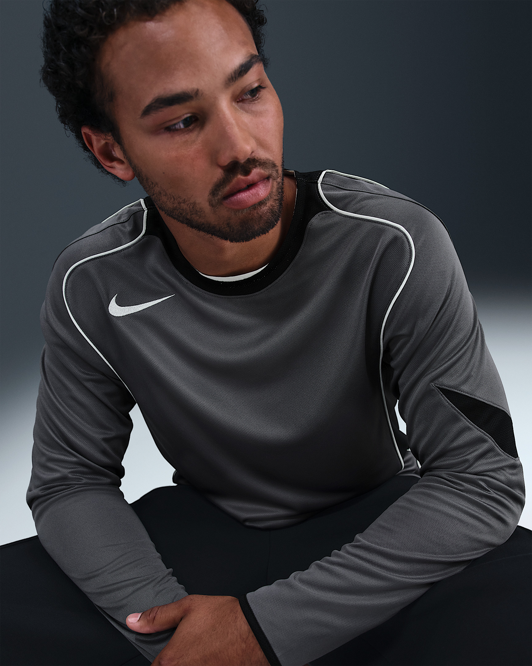Nike Total 90 Men's Dri-FIT Long-Sleeve Soccer Top - 3