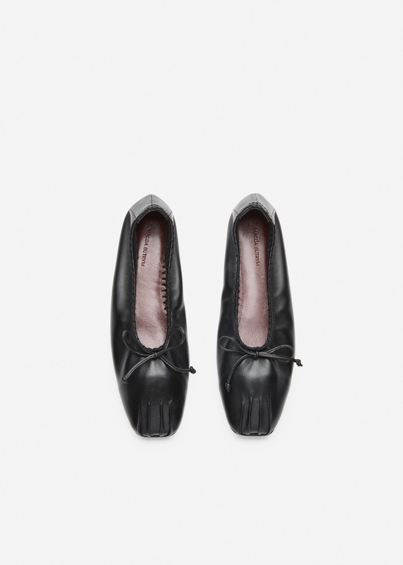 MAGDA BUTRYM Gathered ballet flats in black leather outlook