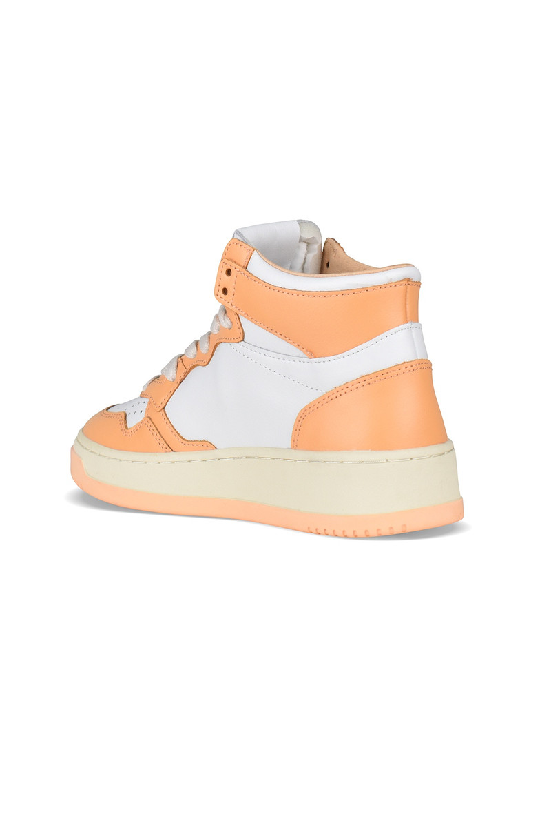 AUTRY Medalist Mid Sneakers outlook