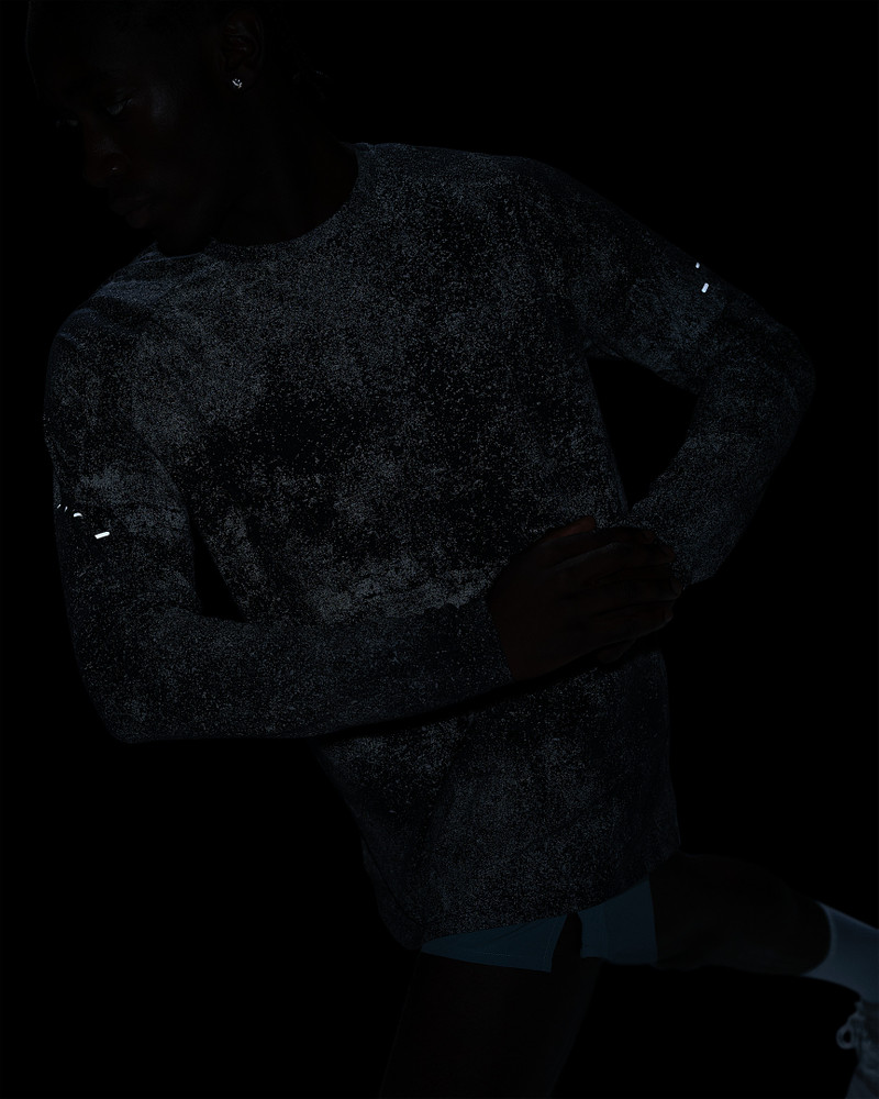 Nike Stride Men's Dri-FIT ADV Long-Sleeve Running Top with Reflective Accents 6