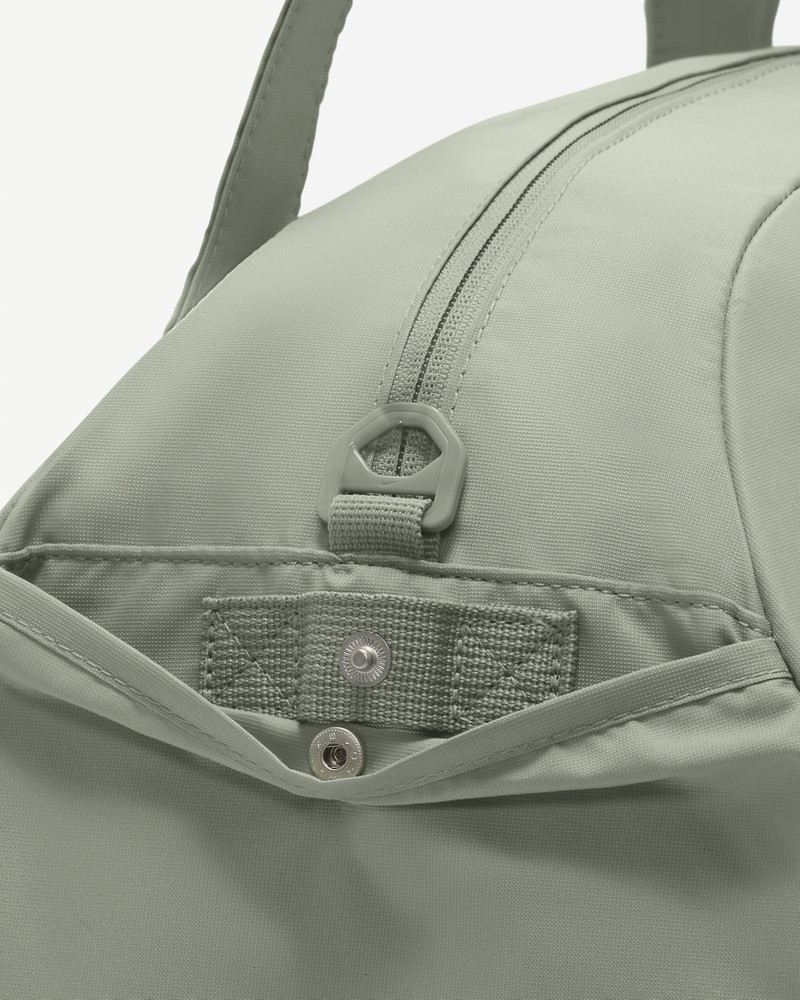 Nike Gym Club Duffel Bag (24L) 8