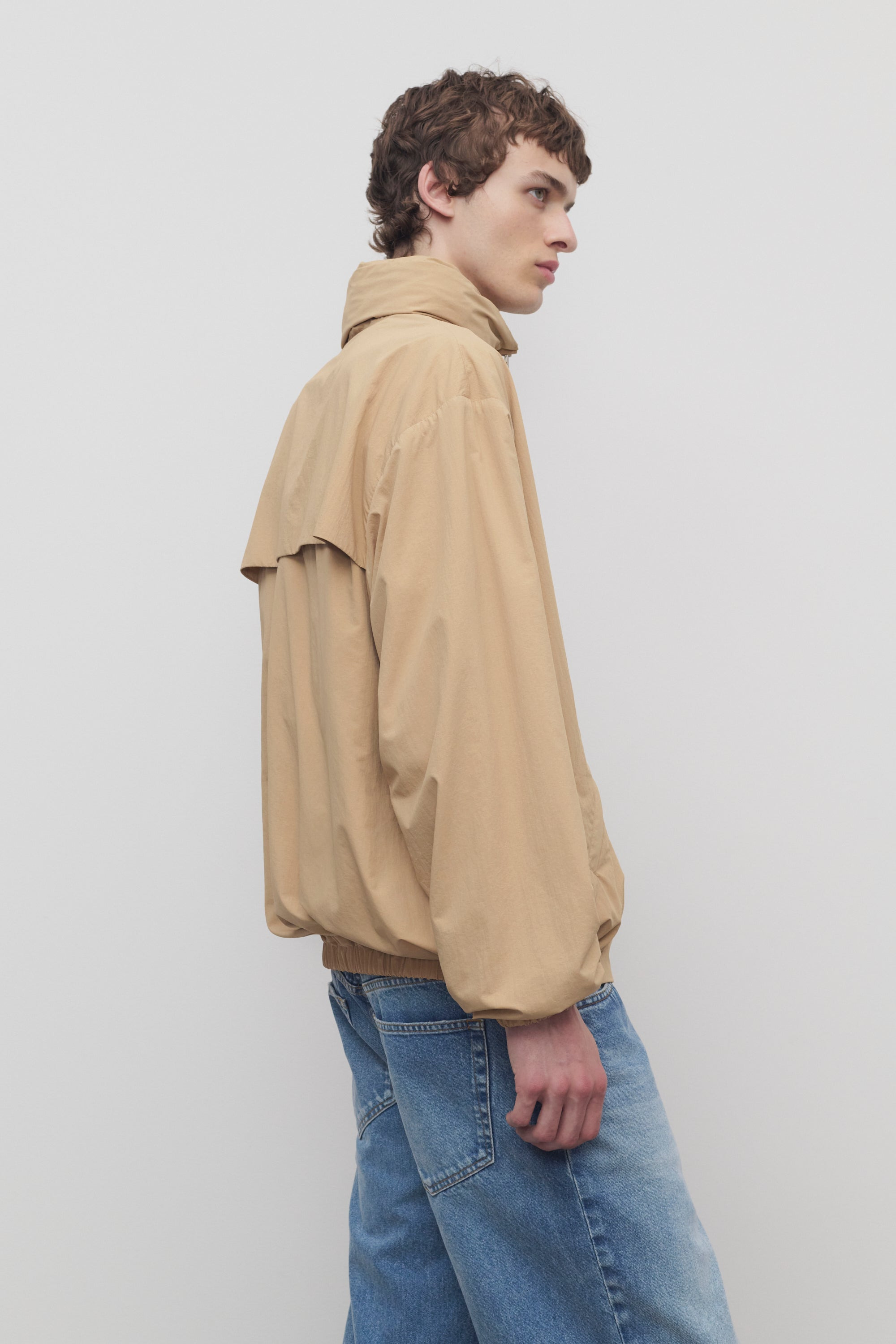 Rhian Jacket in Nylon - 5