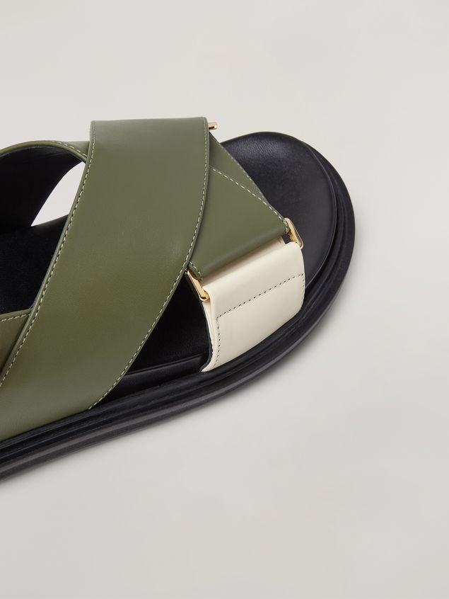 CRISS-CROSS FUSSBETT IN CALFSKIN GREEN AND WHITE - 5