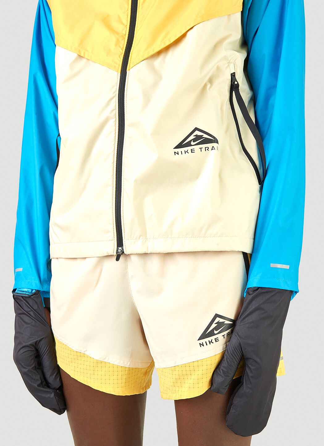 Trail Windrunner Jacket - 5
