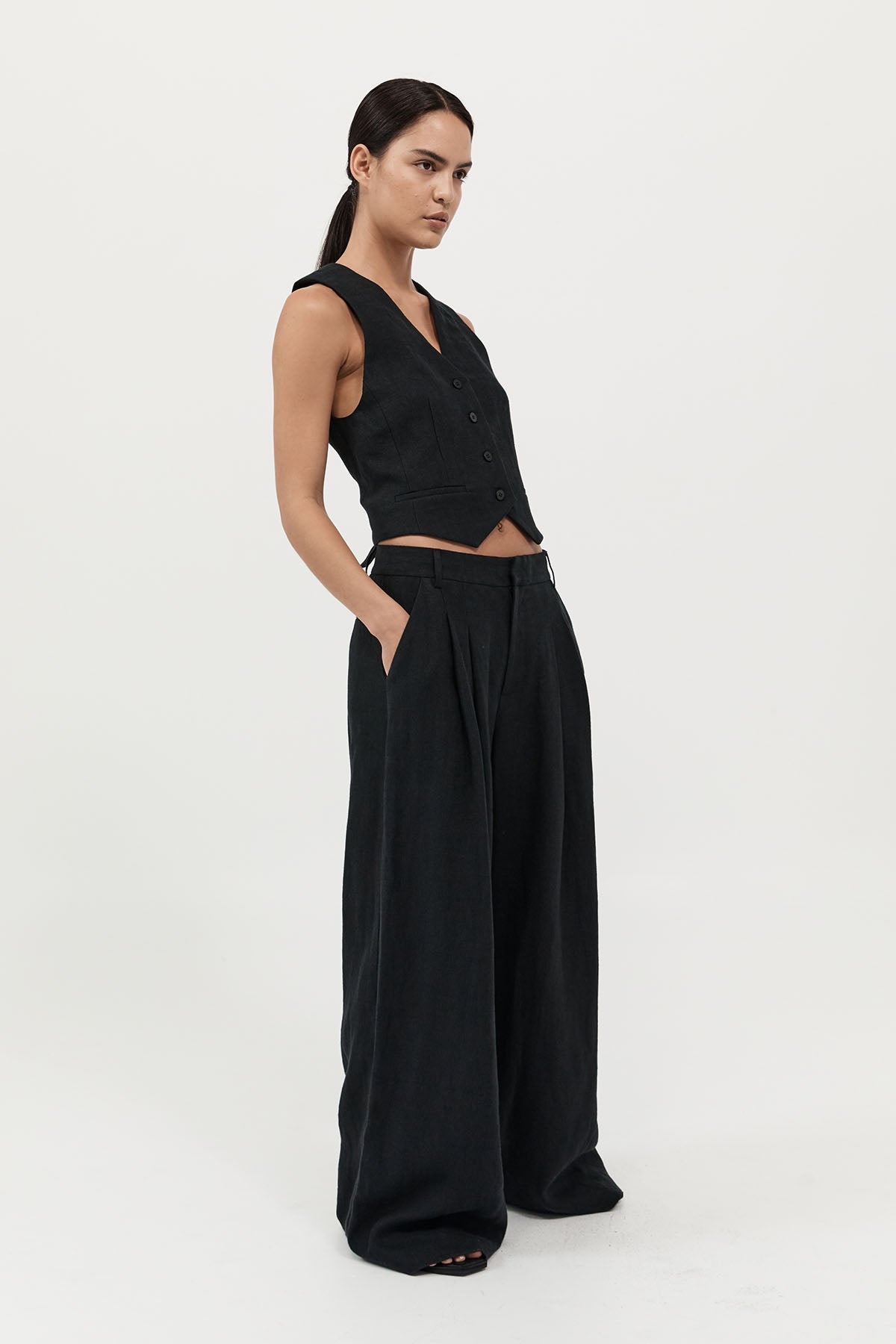 Tailored Linen Pants - Black - 4