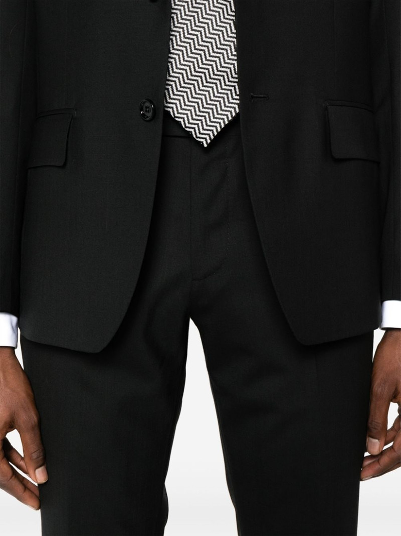 single-breasted wool suit 6