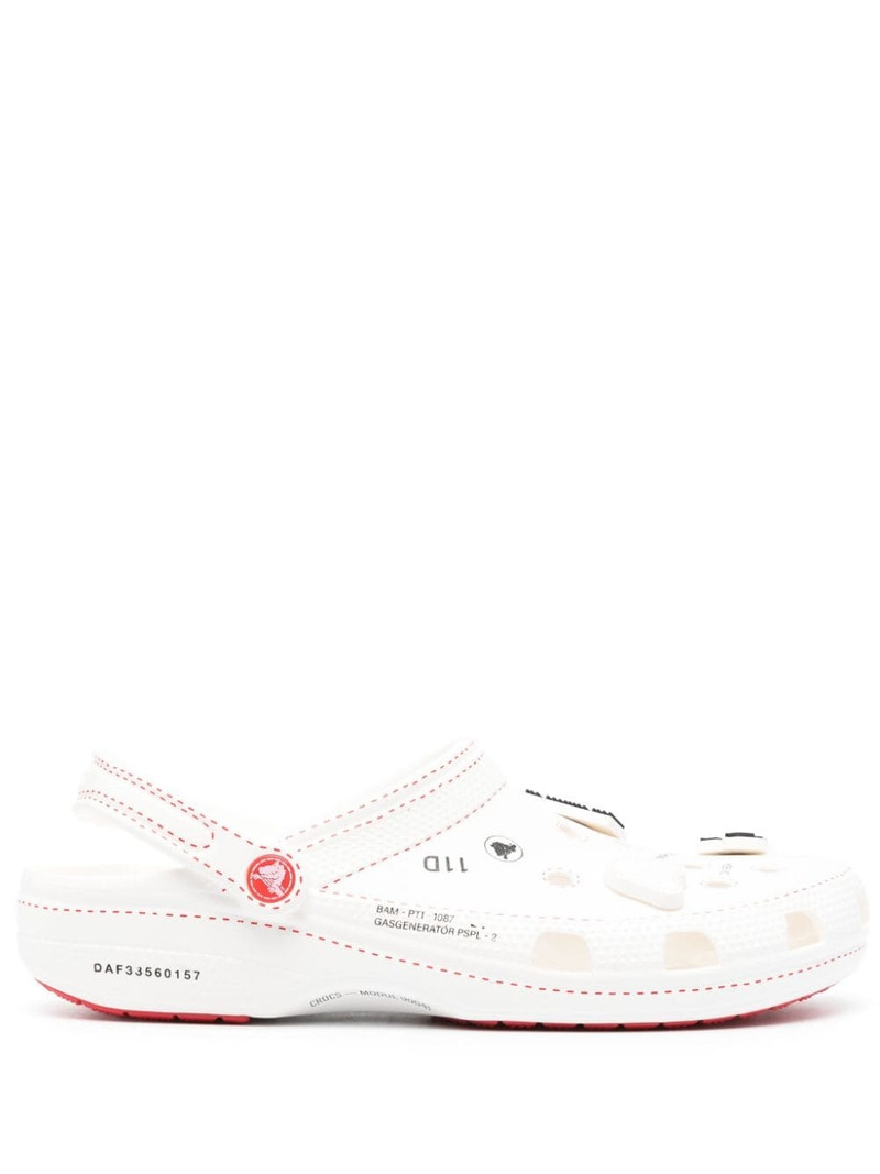 x Kanghyuk perforated-design slides 1