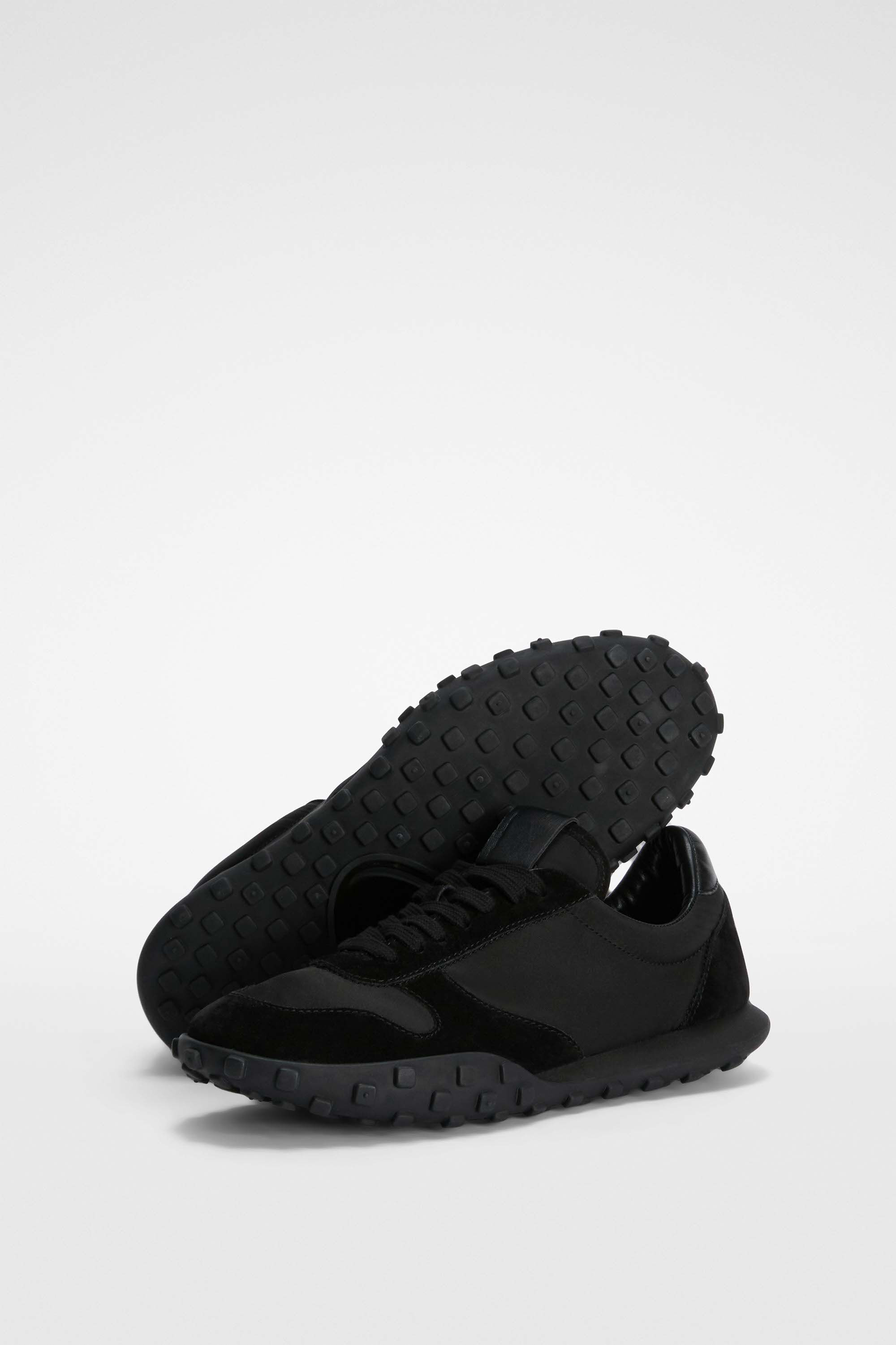 Low-Top Sneakers - 5