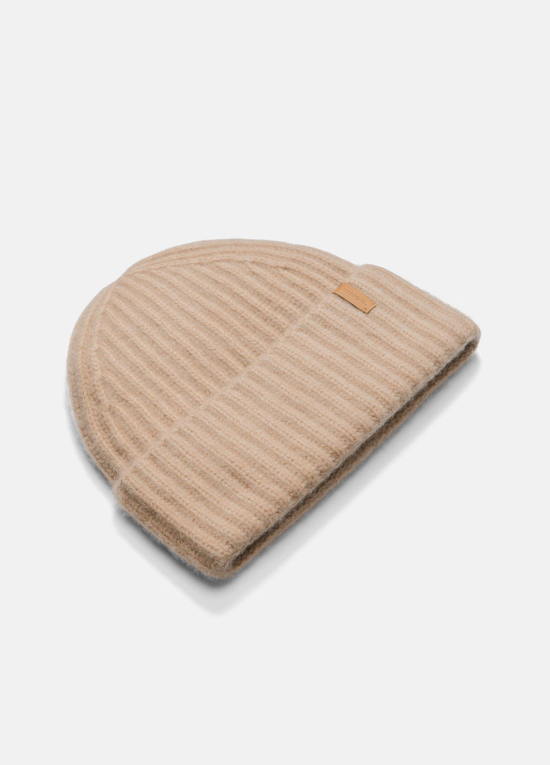 Vince Plush Cashmere Chunky-Knit Beanie outlook