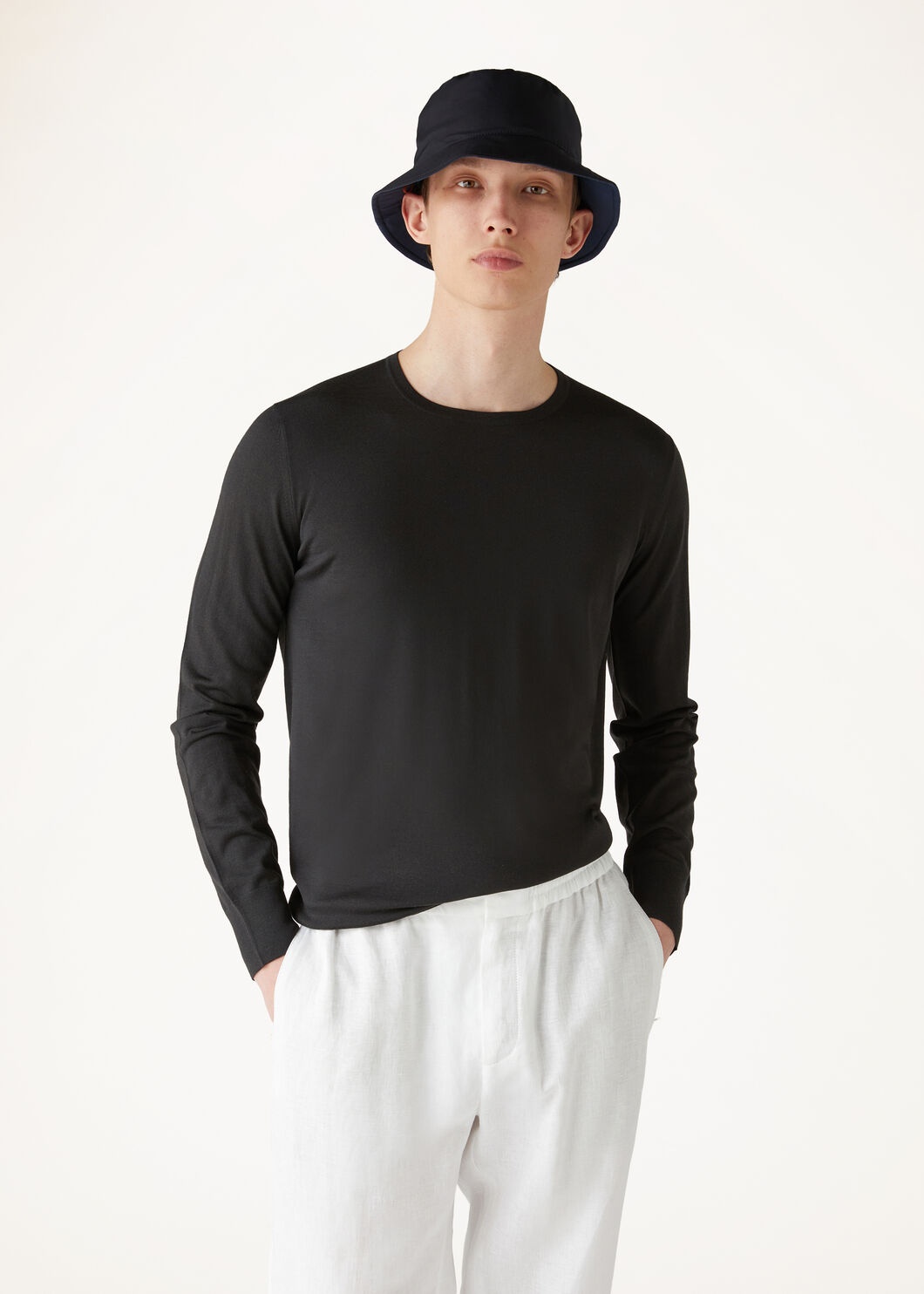 T-Shirt Crewneck - 4