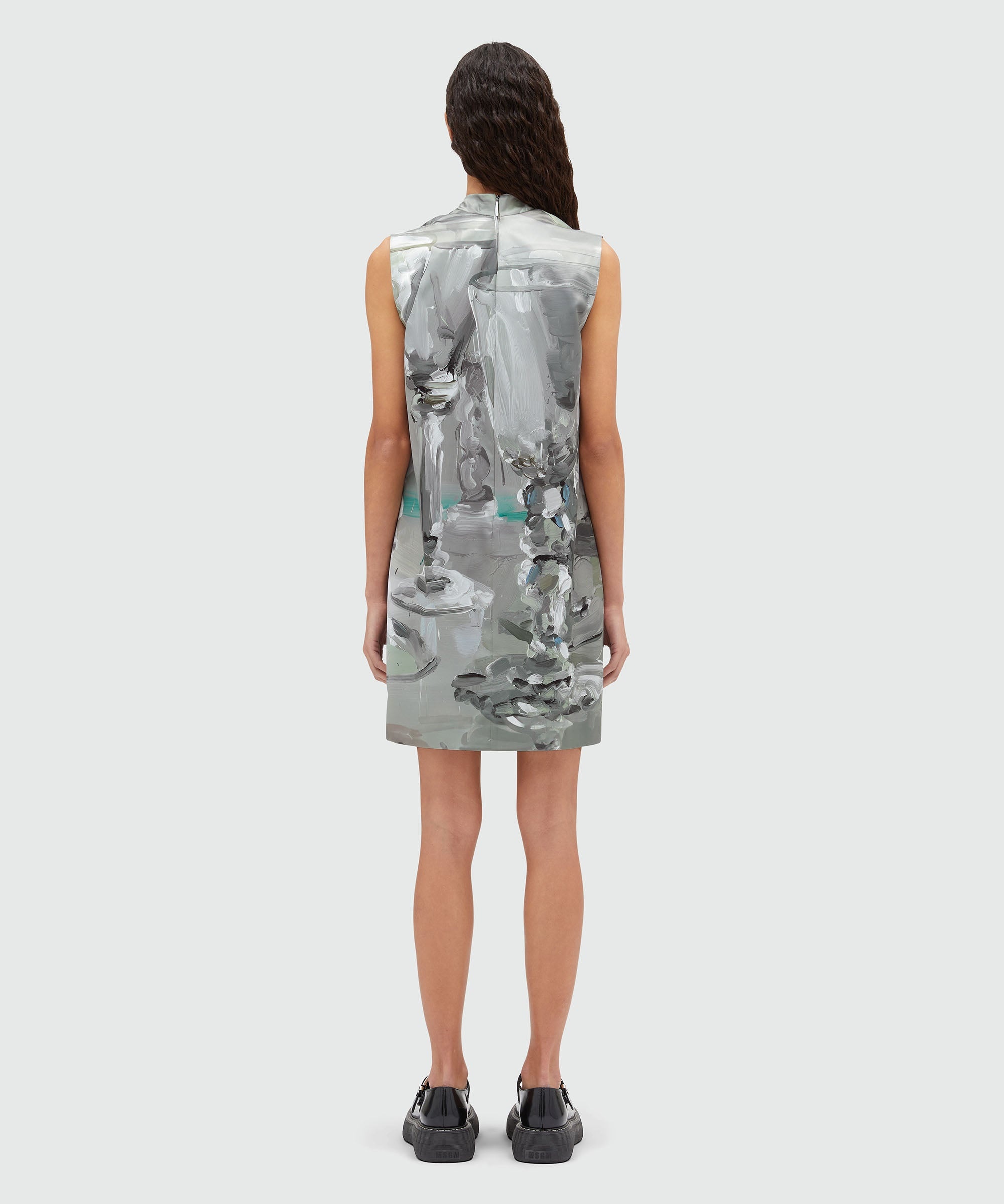 Short dress with "Glasses" print - 3