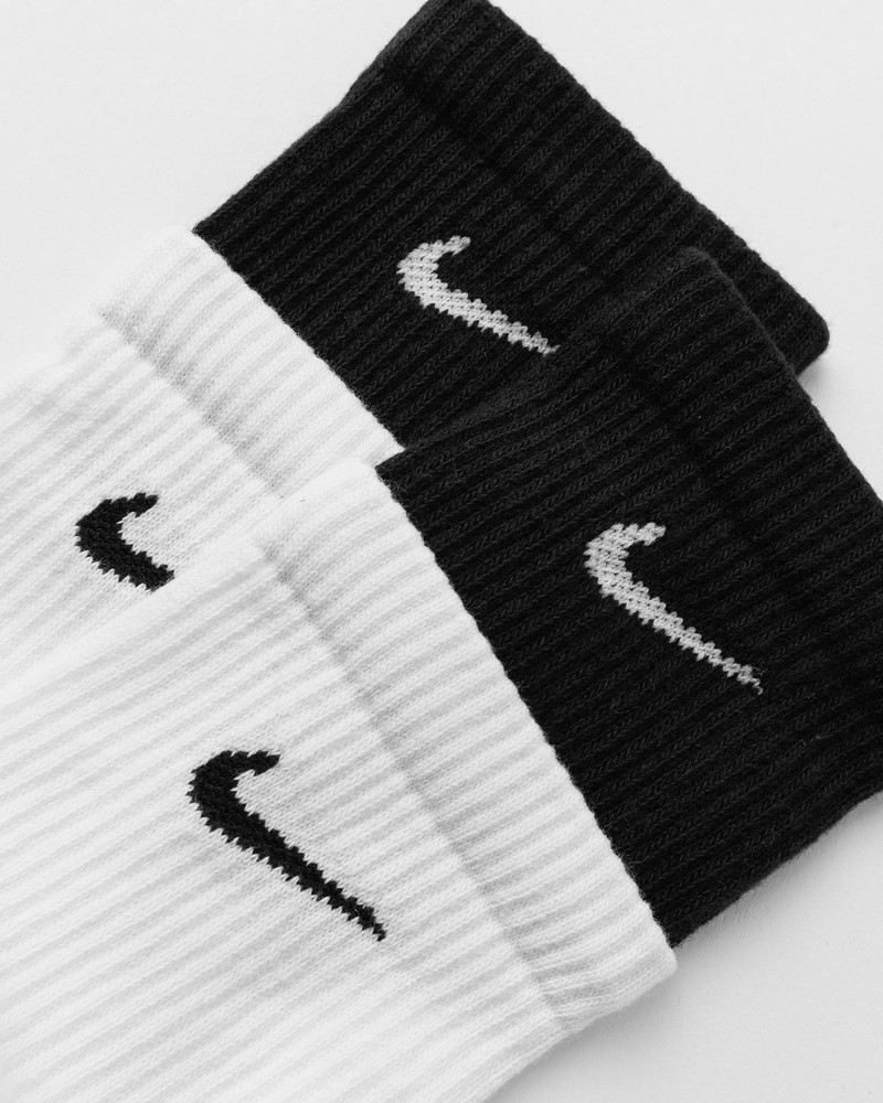 Nike Everyday Plus Cushioned outlook