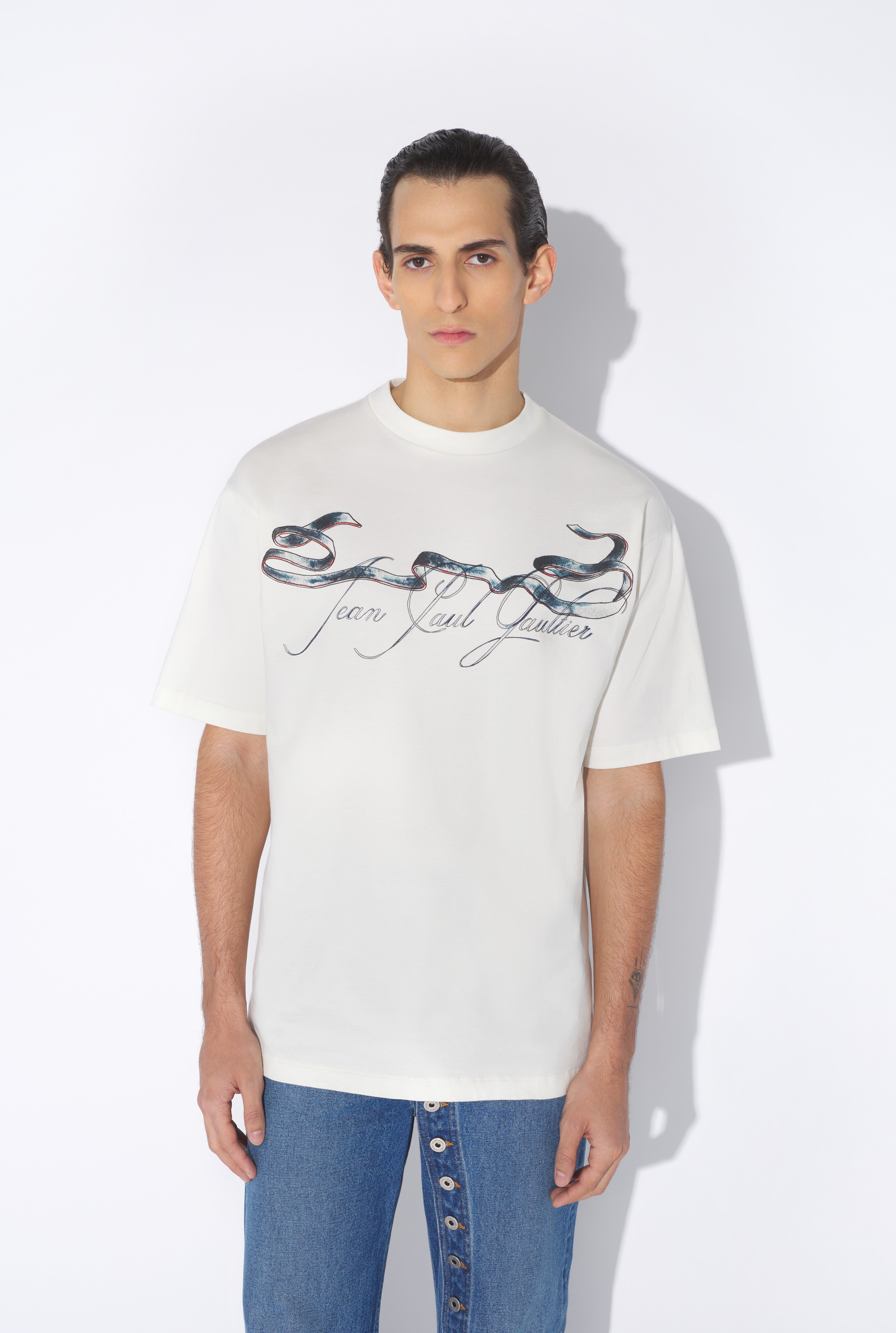 THE WHITE OVERSIZED “TATTOO RUBAN” T-SHIRT - 5