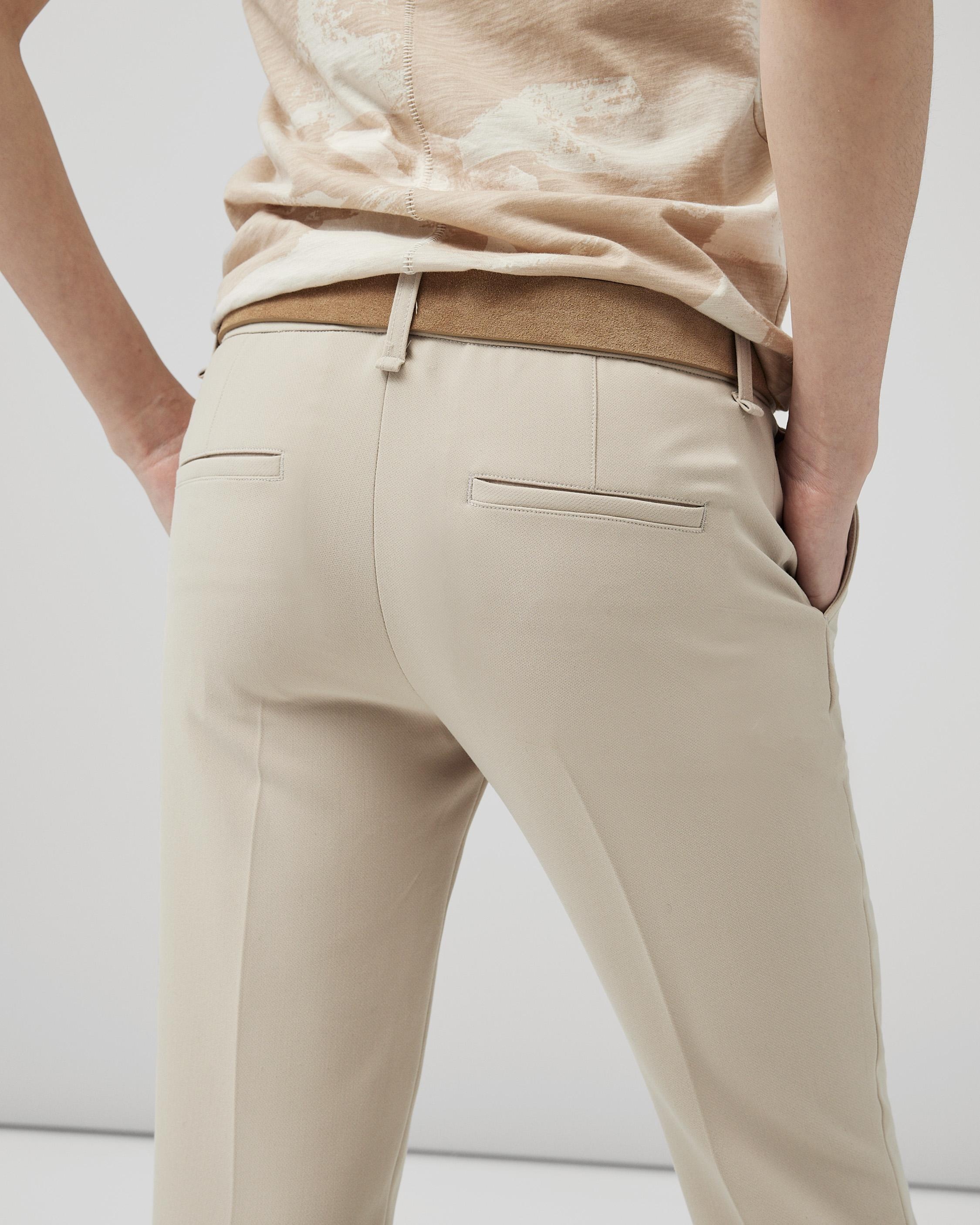 Terrence Stretch Crepe Pant
Slim Fit Pant - 3