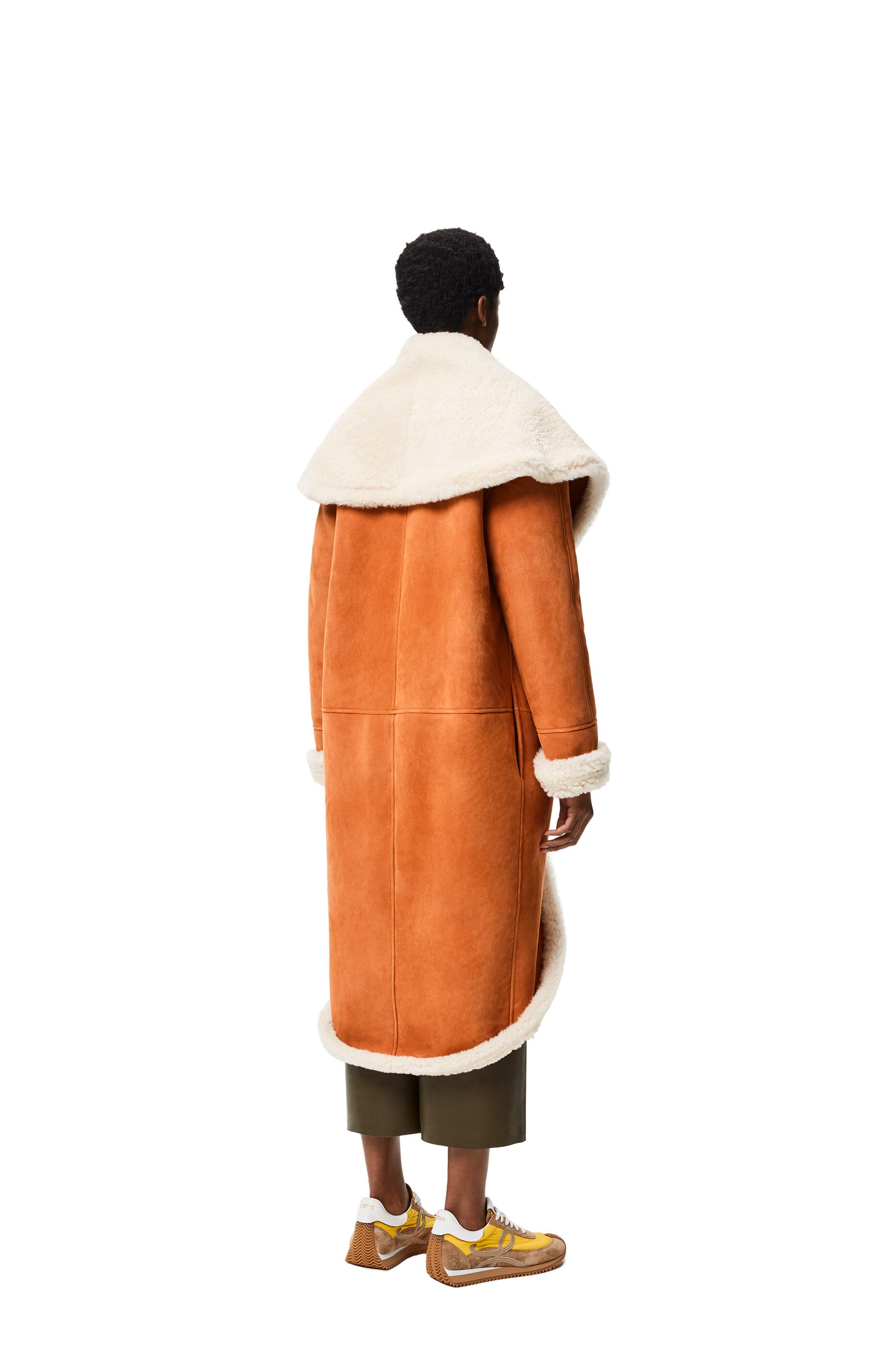 Shawl collar coat in shearling - 4