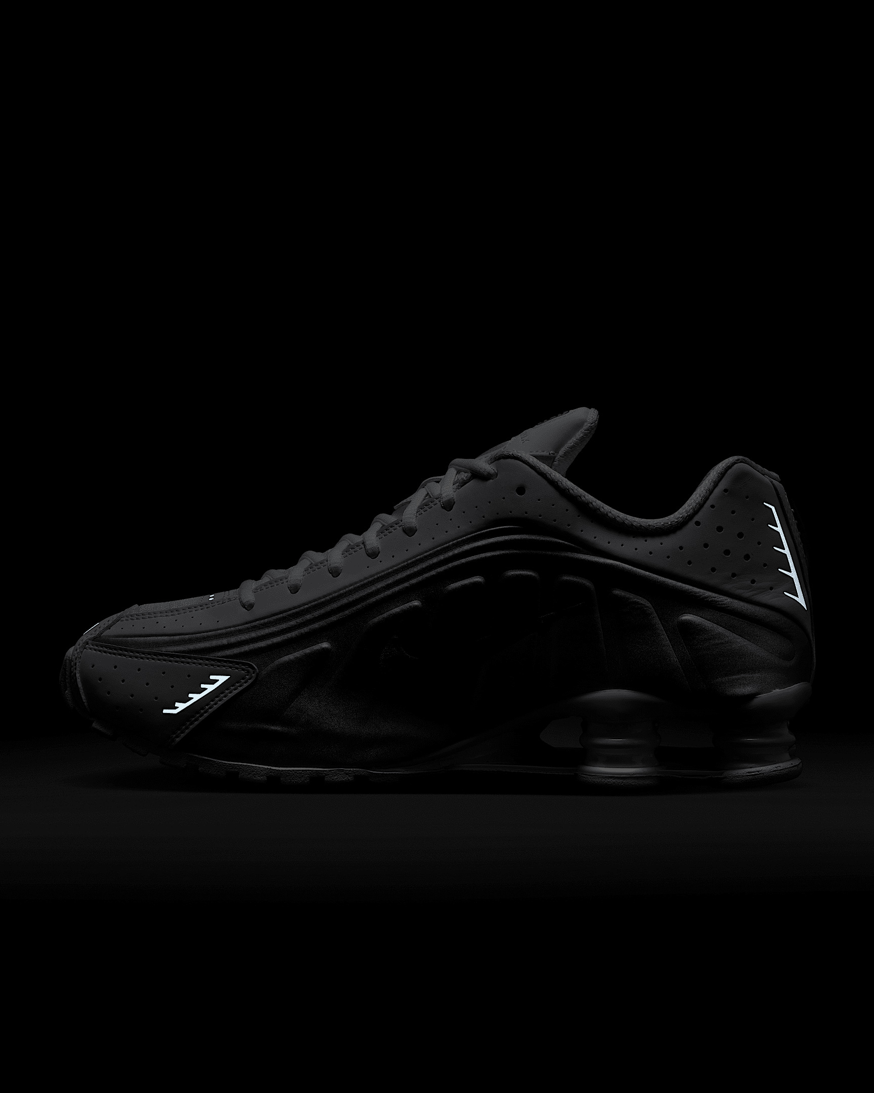 Nike Shox R4 Men's Shoes - 12