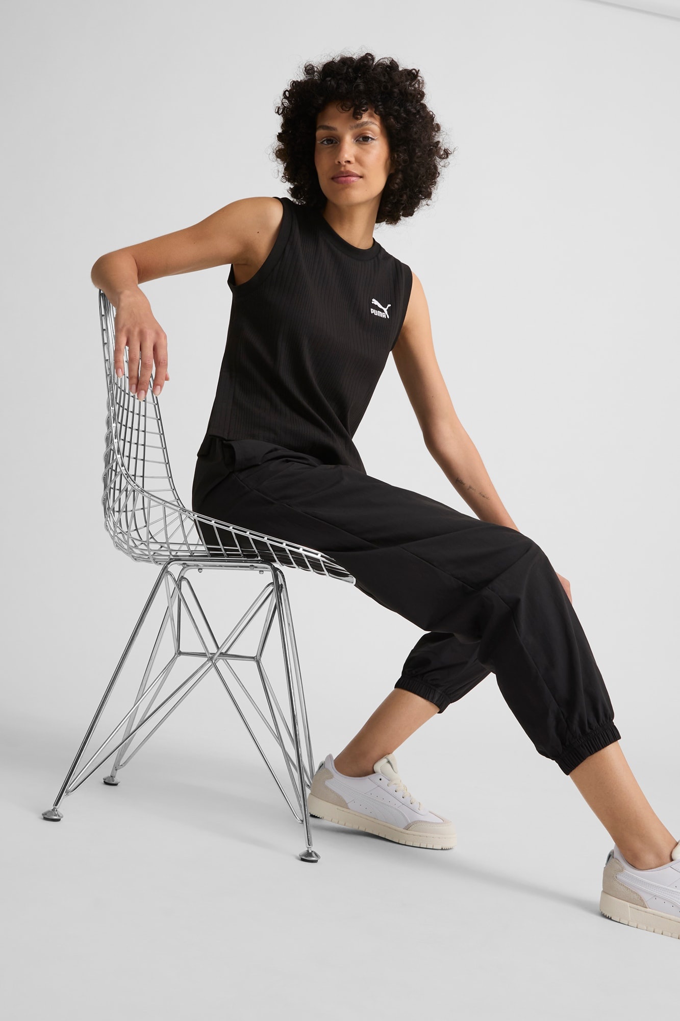 CLASSICS Relaxed Women's Sweatpants - 5