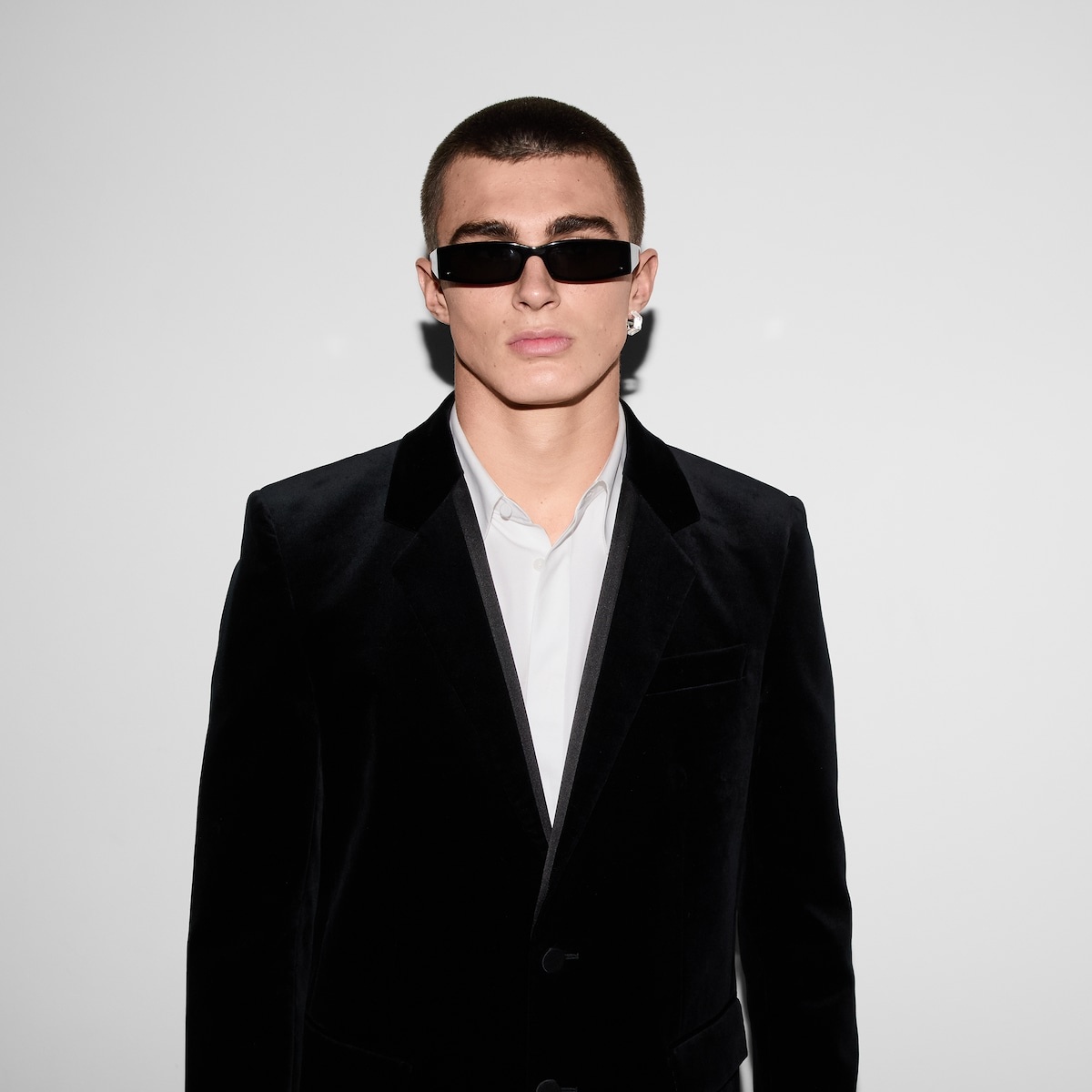 Stretch velvet tuxedo - 5