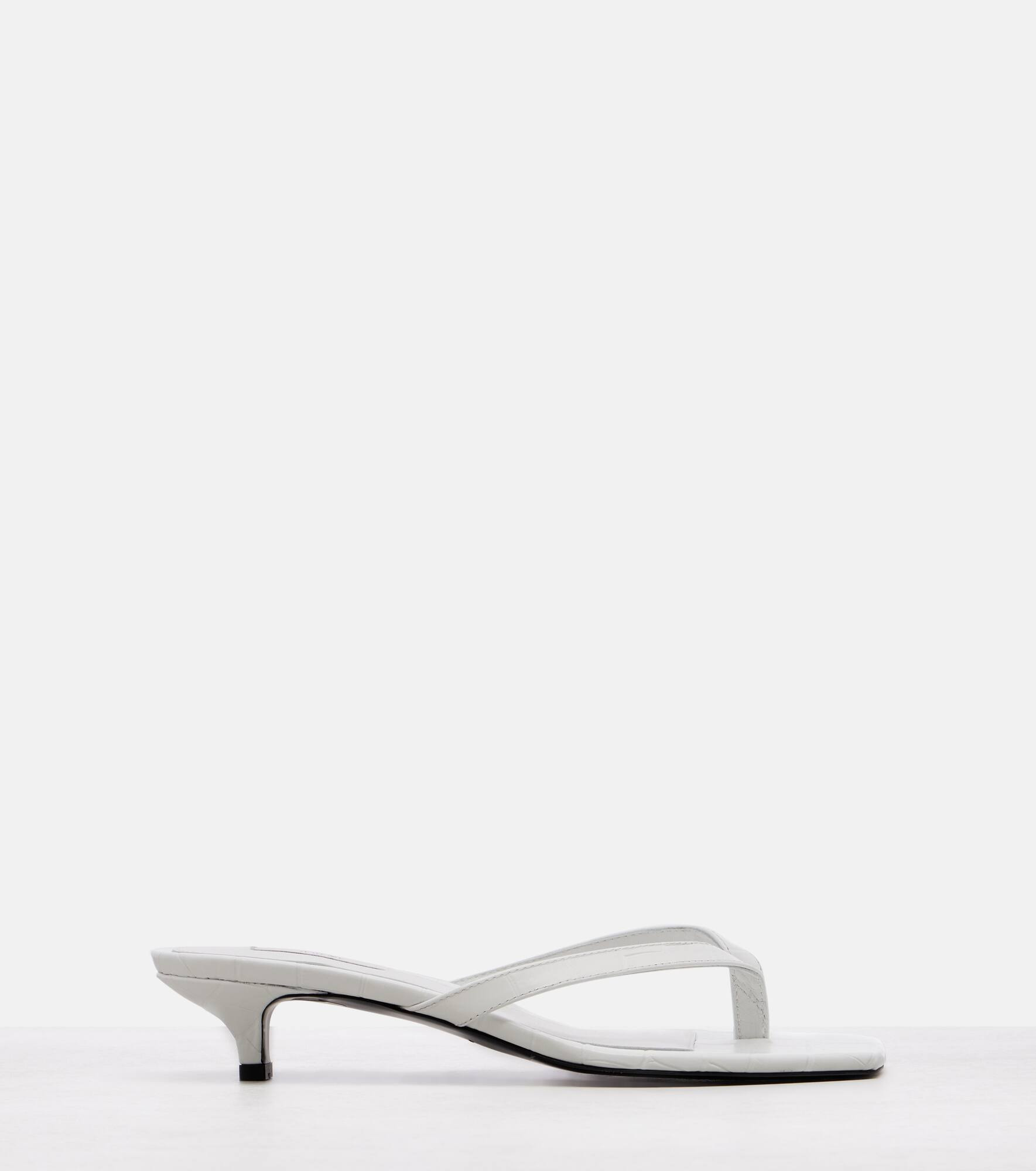 Croc-effect leather thong sandals - 4