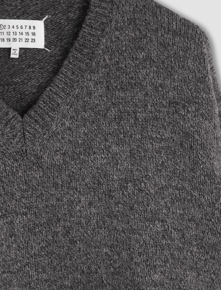 V-neck sweater - 2