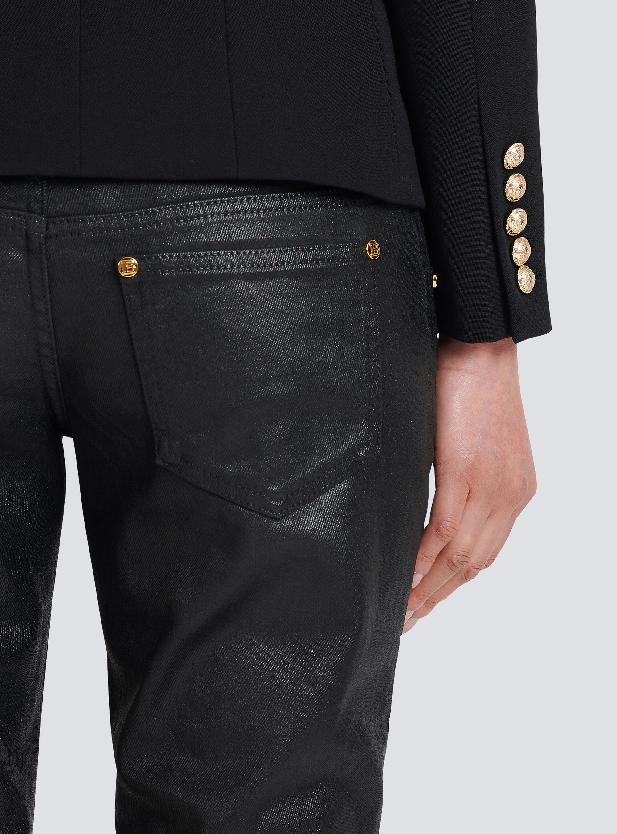 Wool jacket with embroidered jewel badge - 7