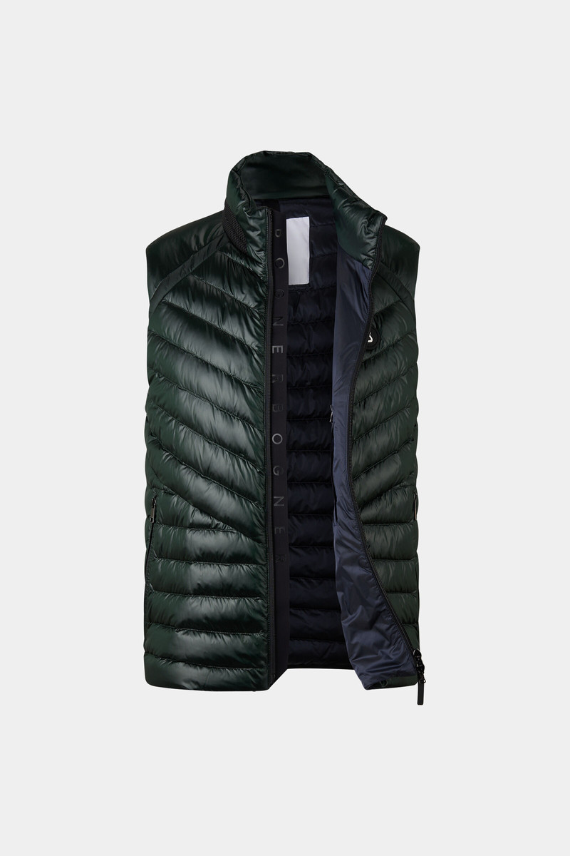 Lasse quilted vest in Dark green 2