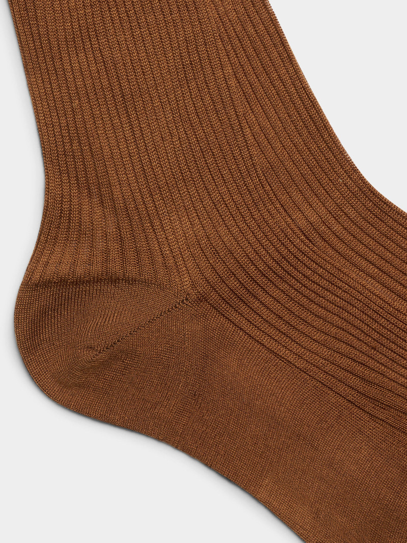 Aeyde Jana Silk Socks outlook