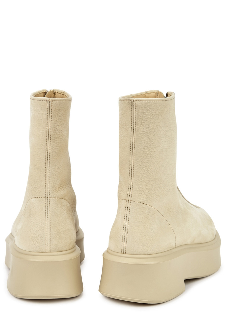 Nubuck ankle boots - 3