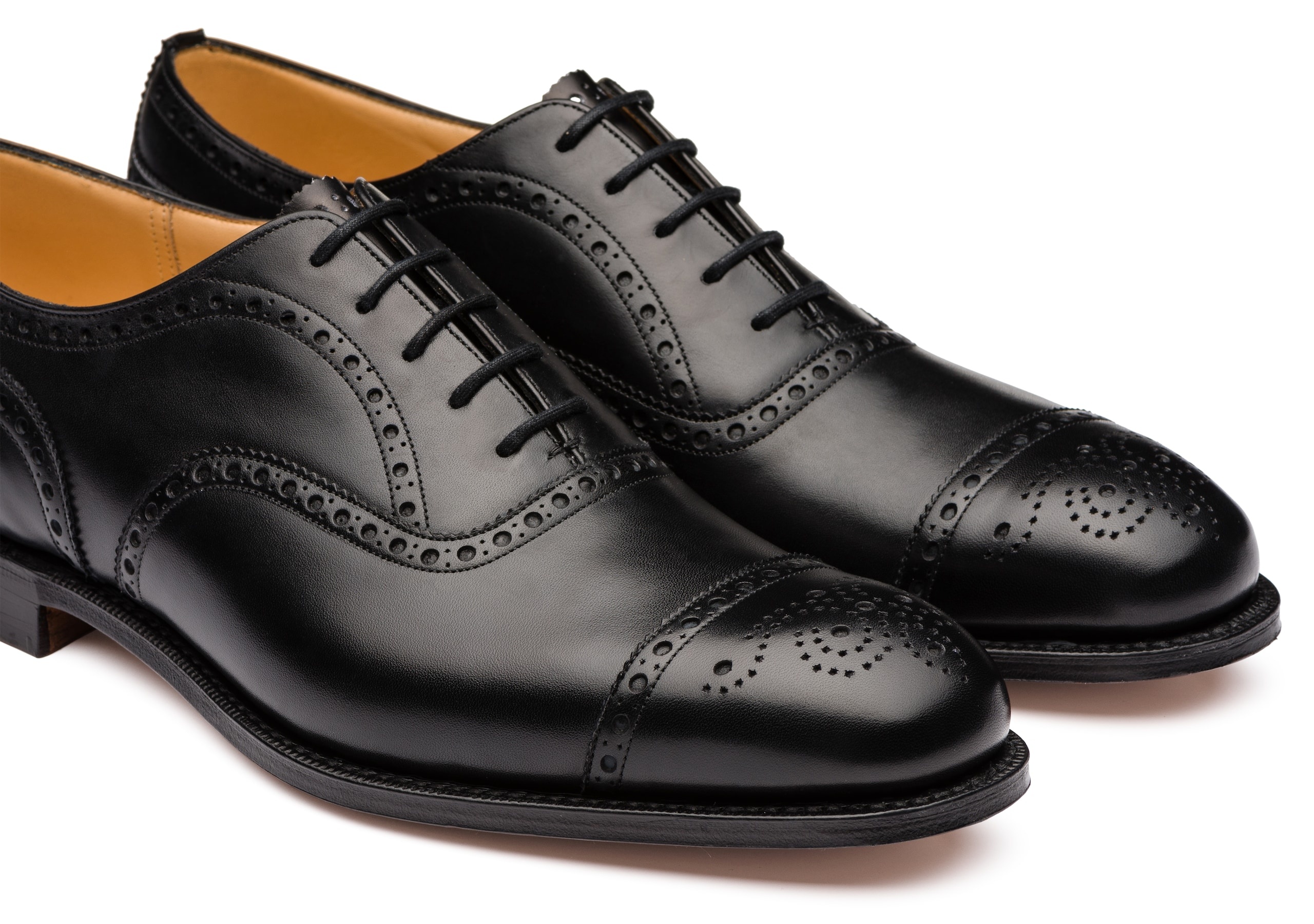 Church's Diplomat 173 Calf Leather Oxford Brogue Black | REVERSIBLE