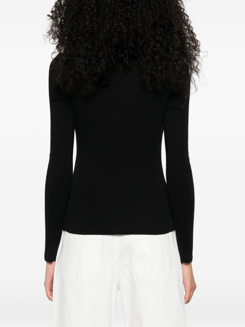 button-fastening polo top 4