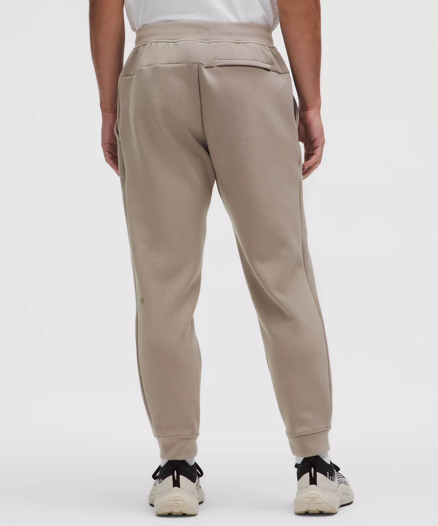 Smooth Spacer Jogger *Shorter - 3